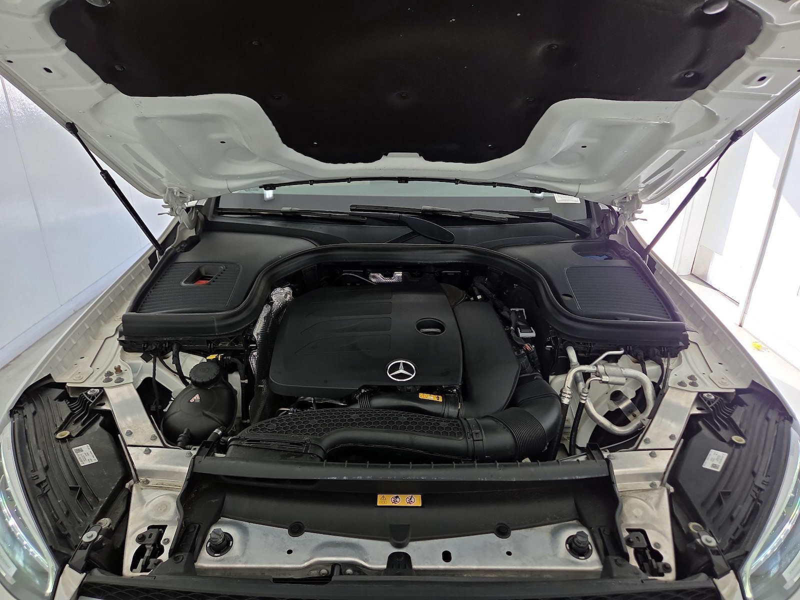 2021 Mercedes-Benz GLC GLC300 - Photo 22