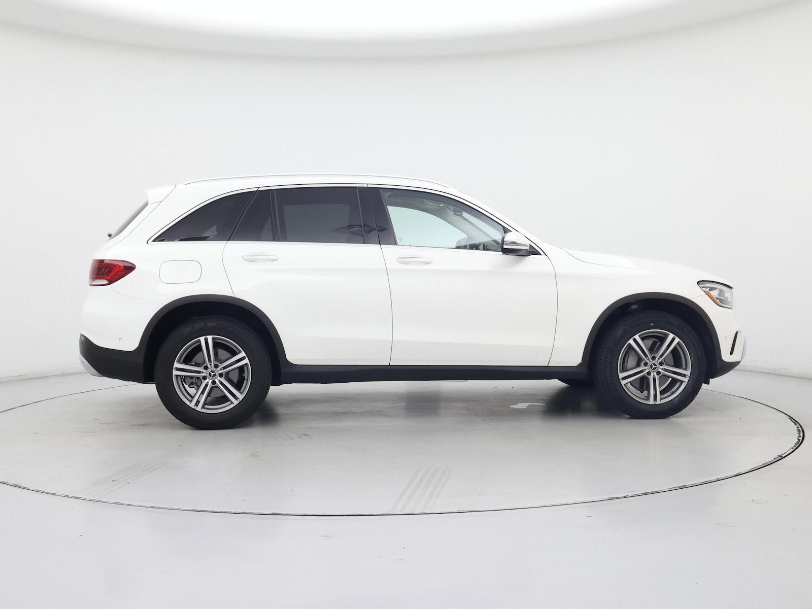 2021 Mercedes-Benz GLC GLC300 - Photo 8