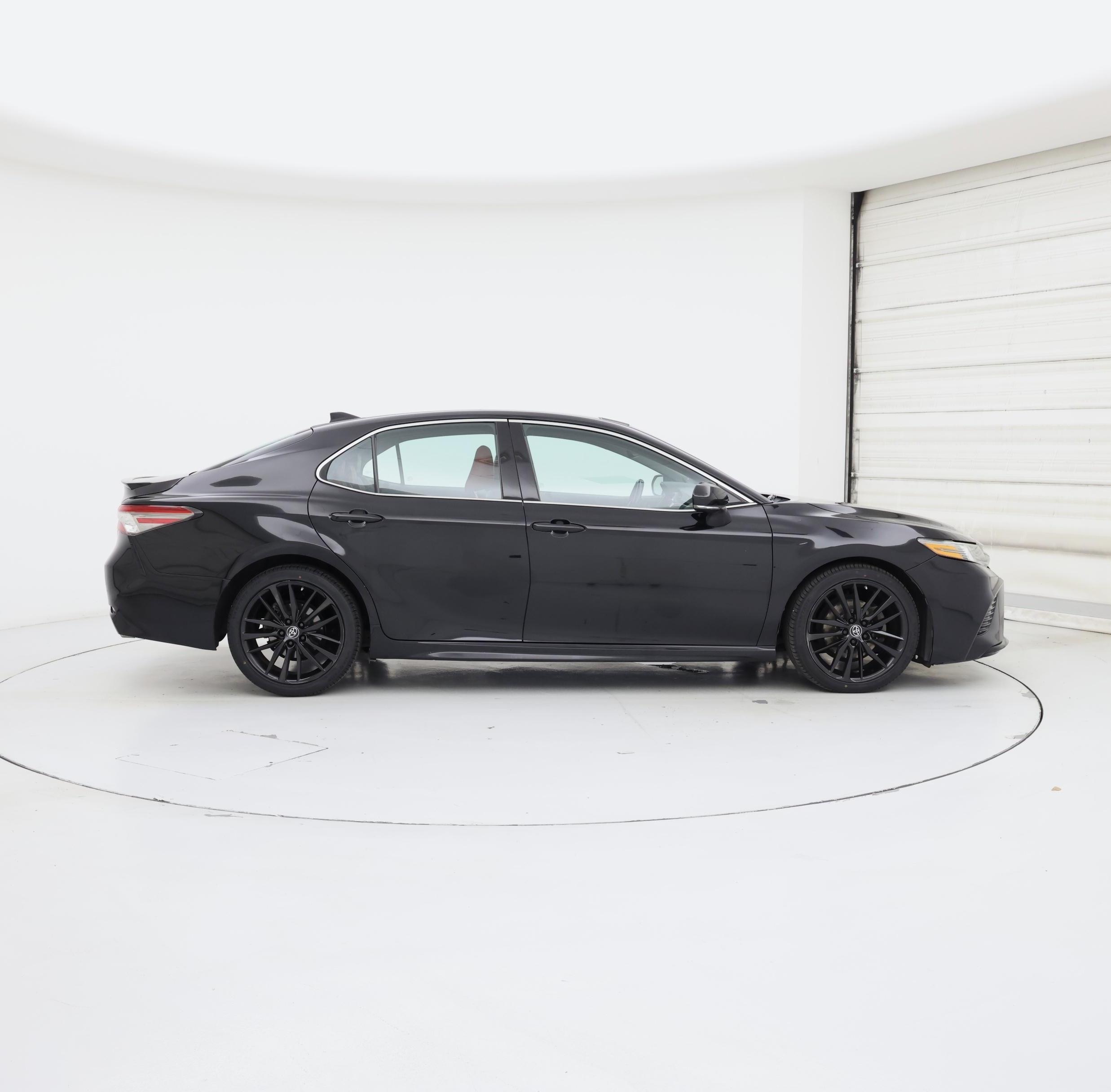 Thumbnail: 2019 Toyota Camry - 7