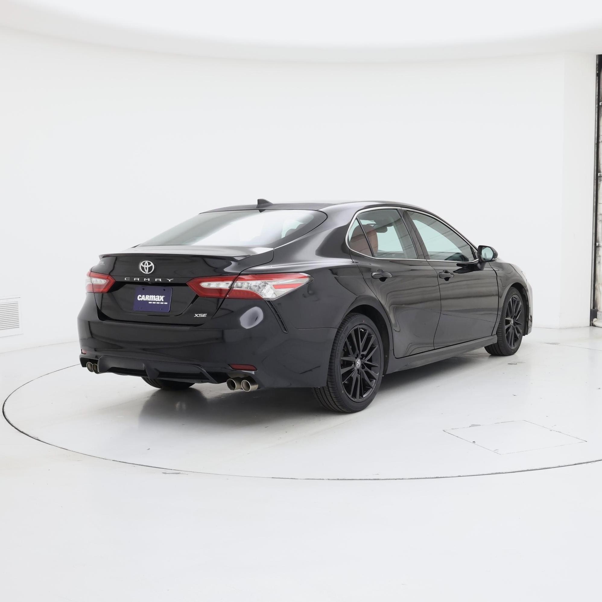 Thumbnail: 2019 Toyota Camry - 8