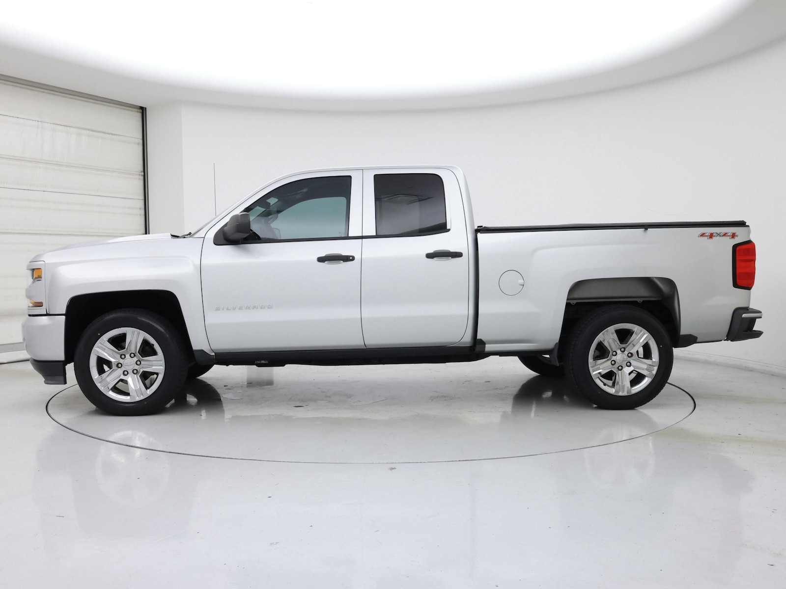 2017 Chevrolet Silverado 1500 Custom - Photo 4