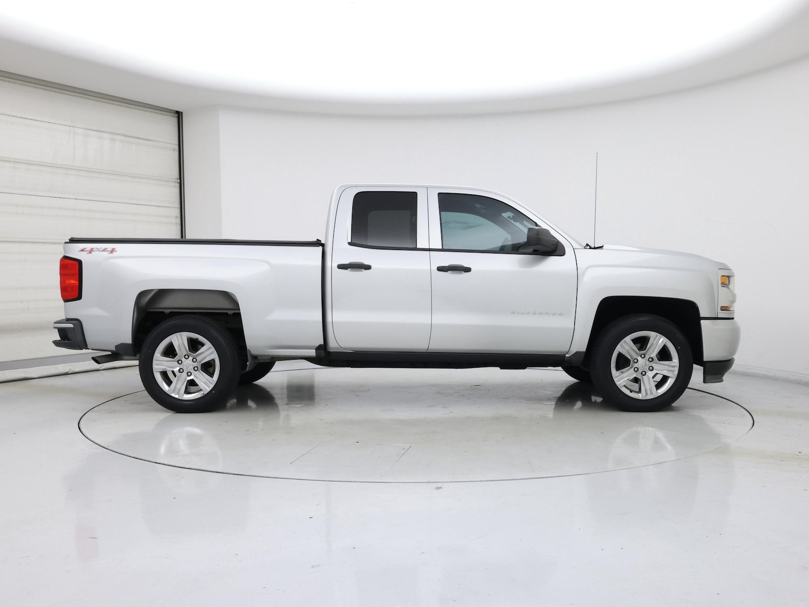 2017 Chevrolet Silverado 1500 Custom - Photo 8