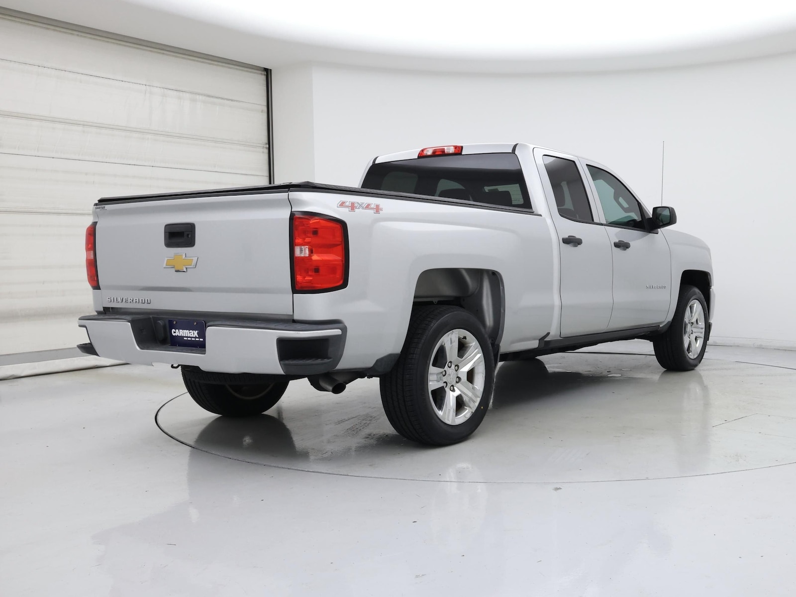 2017 Chevrolet Silverado 1500 Custom - Photo 9