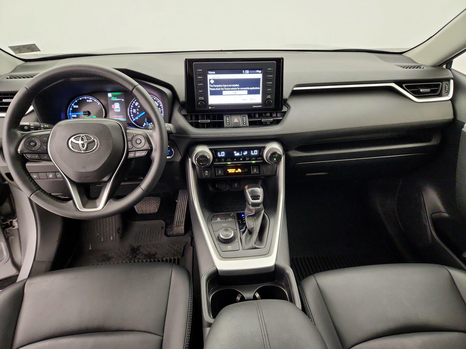 Thumbnail: 2021 Toyota RAV4 - 9