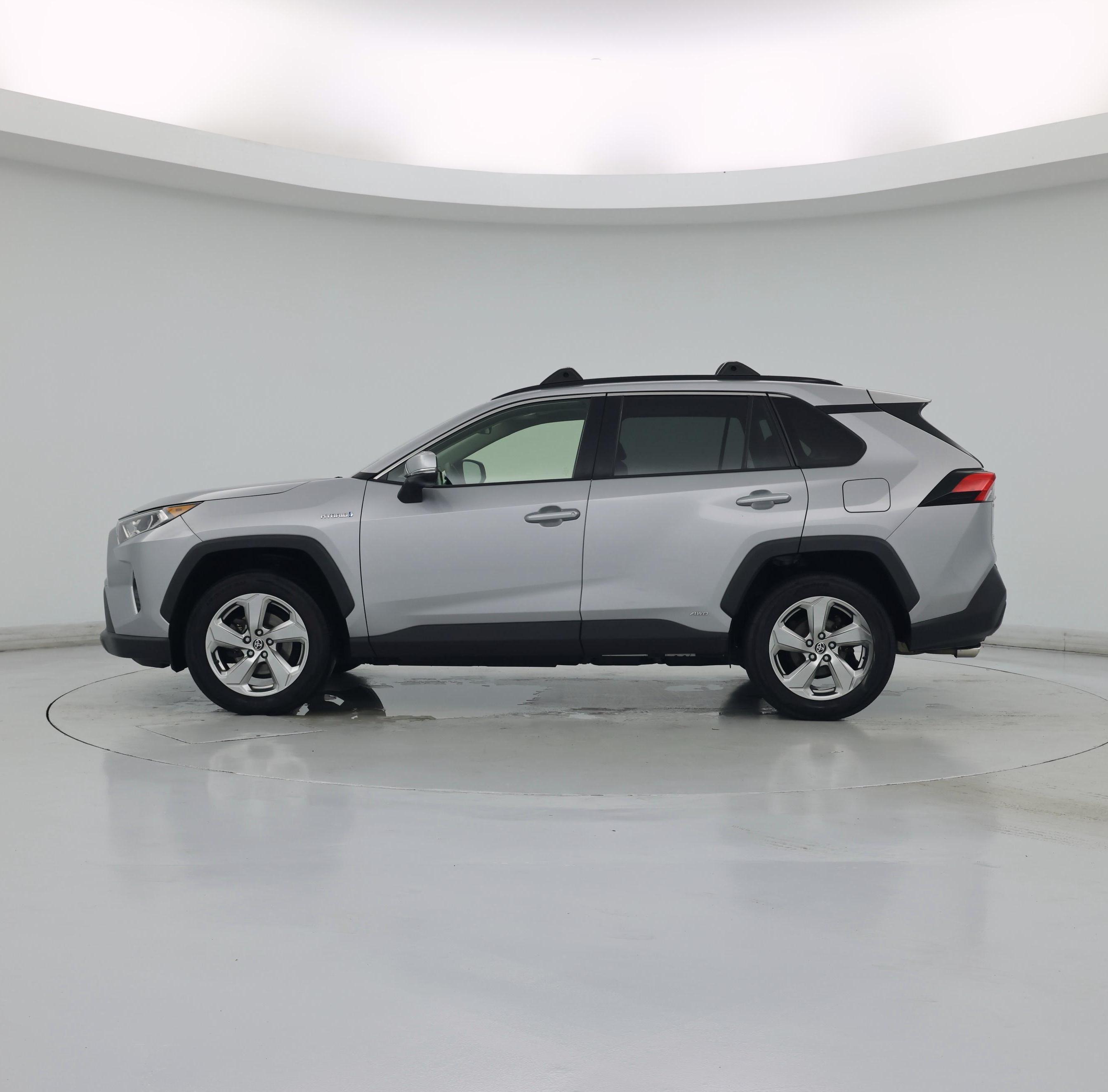 Thumbnail: 2021 Toyota RAV4 - 3