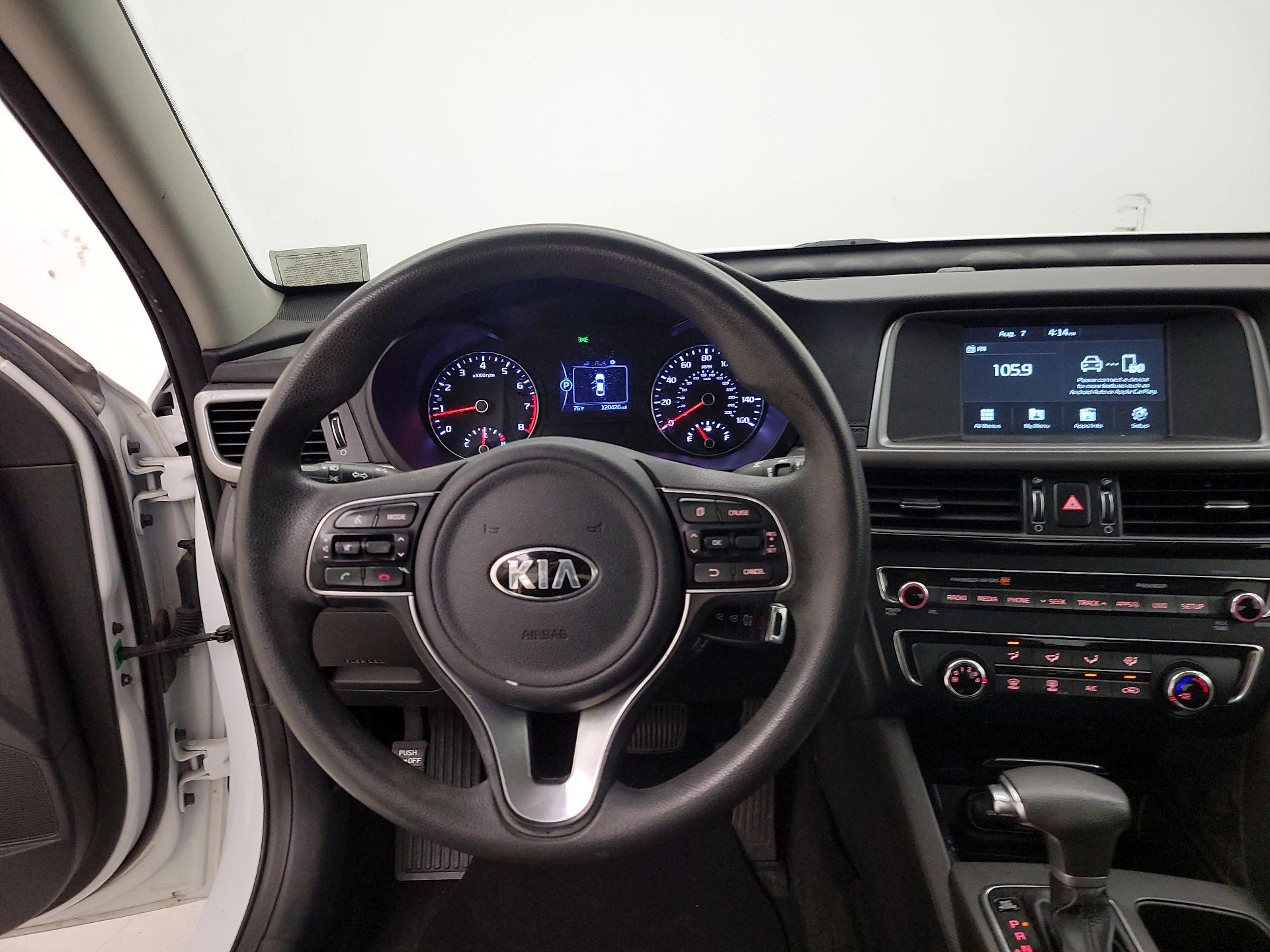 Thumbnail: 2018 Kia Optima - 10