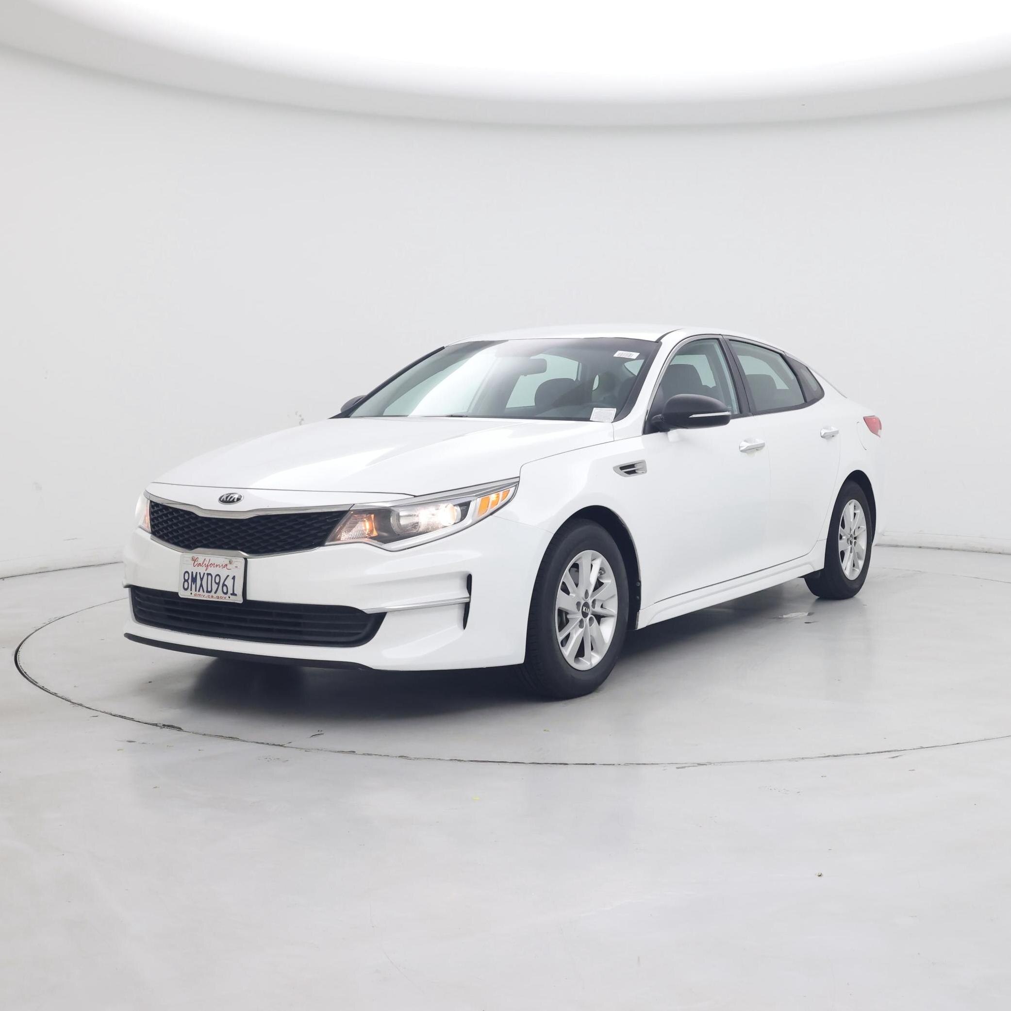 Thumbnail: 2018 Kia Optima - 4