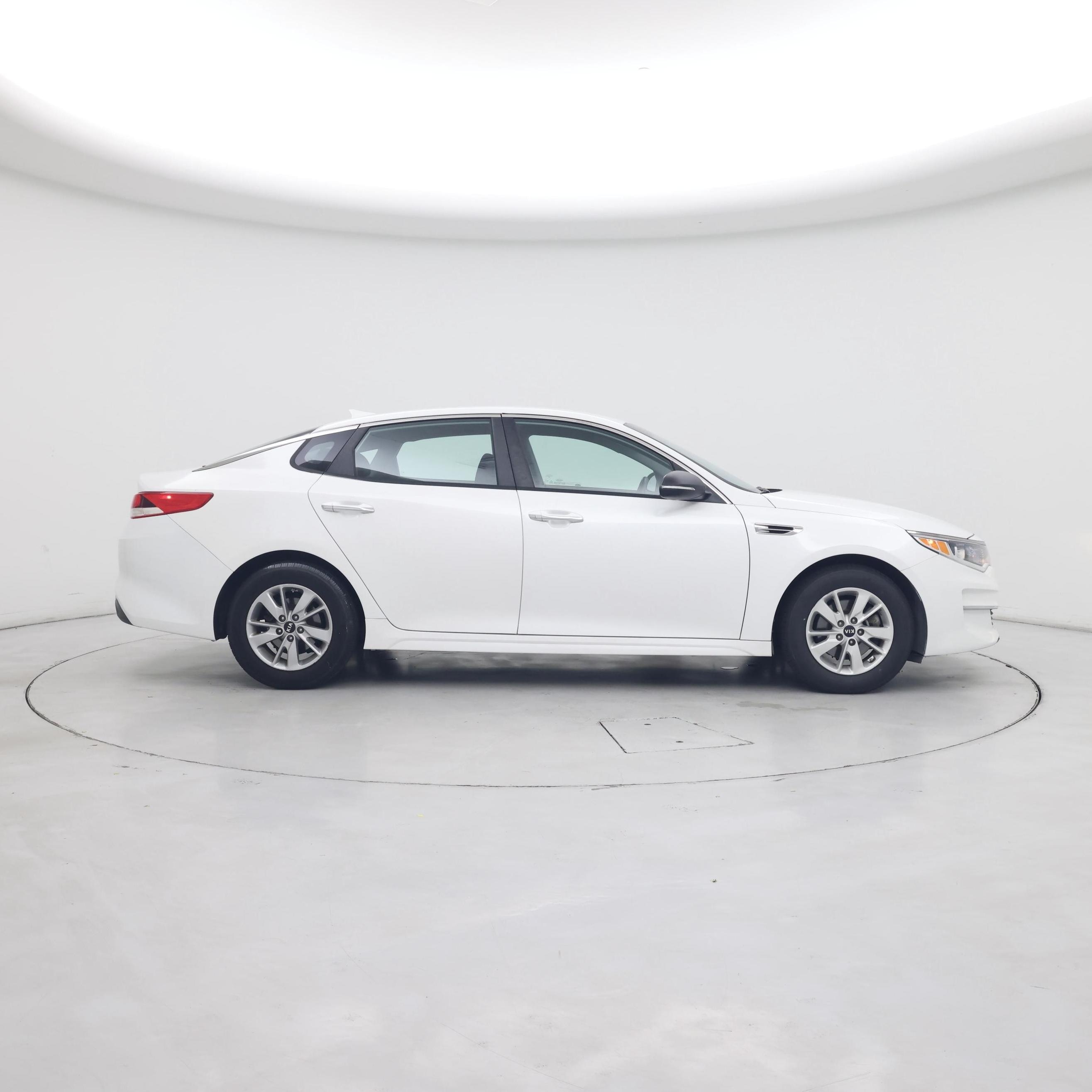 Thumbnail: 2018 Kia Optima - 7