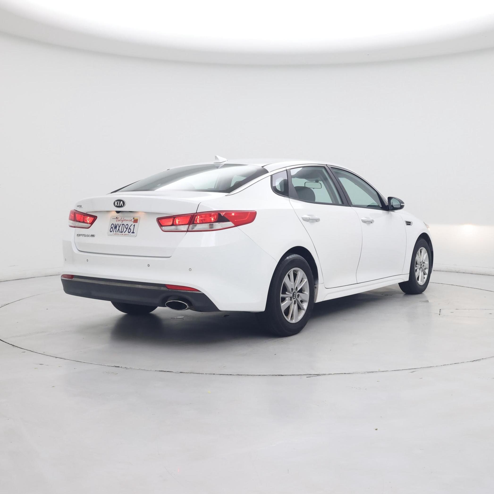 Thumbnail: 2018 Kia Optima - 8