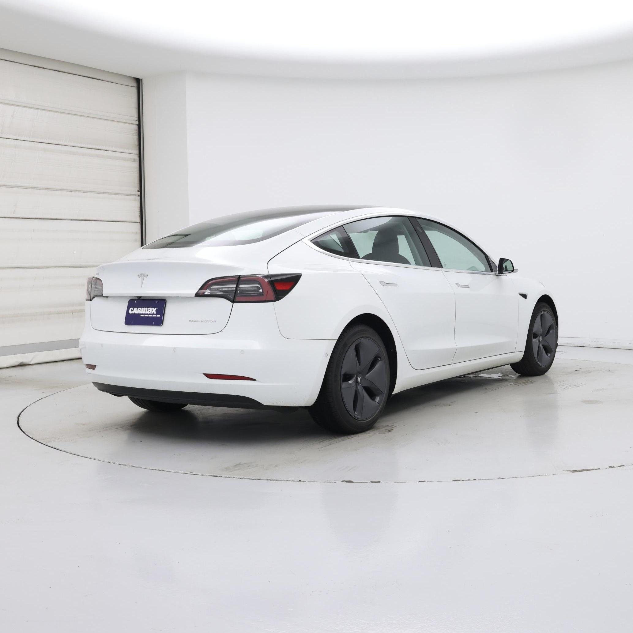 Thumbnail: 2020 Tesla Model 3 - 8