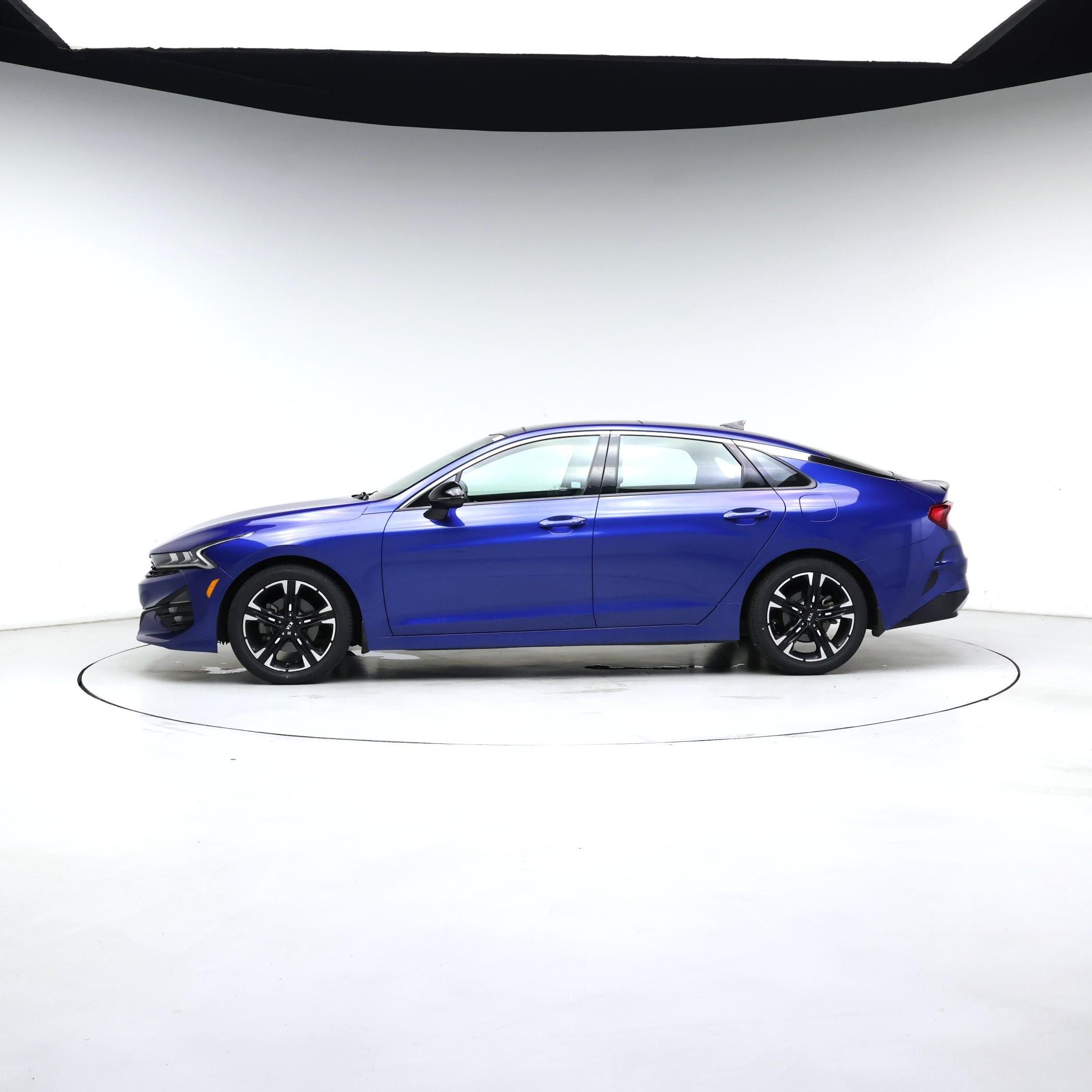 Thumbnail: 2021 Kia K5 - 3