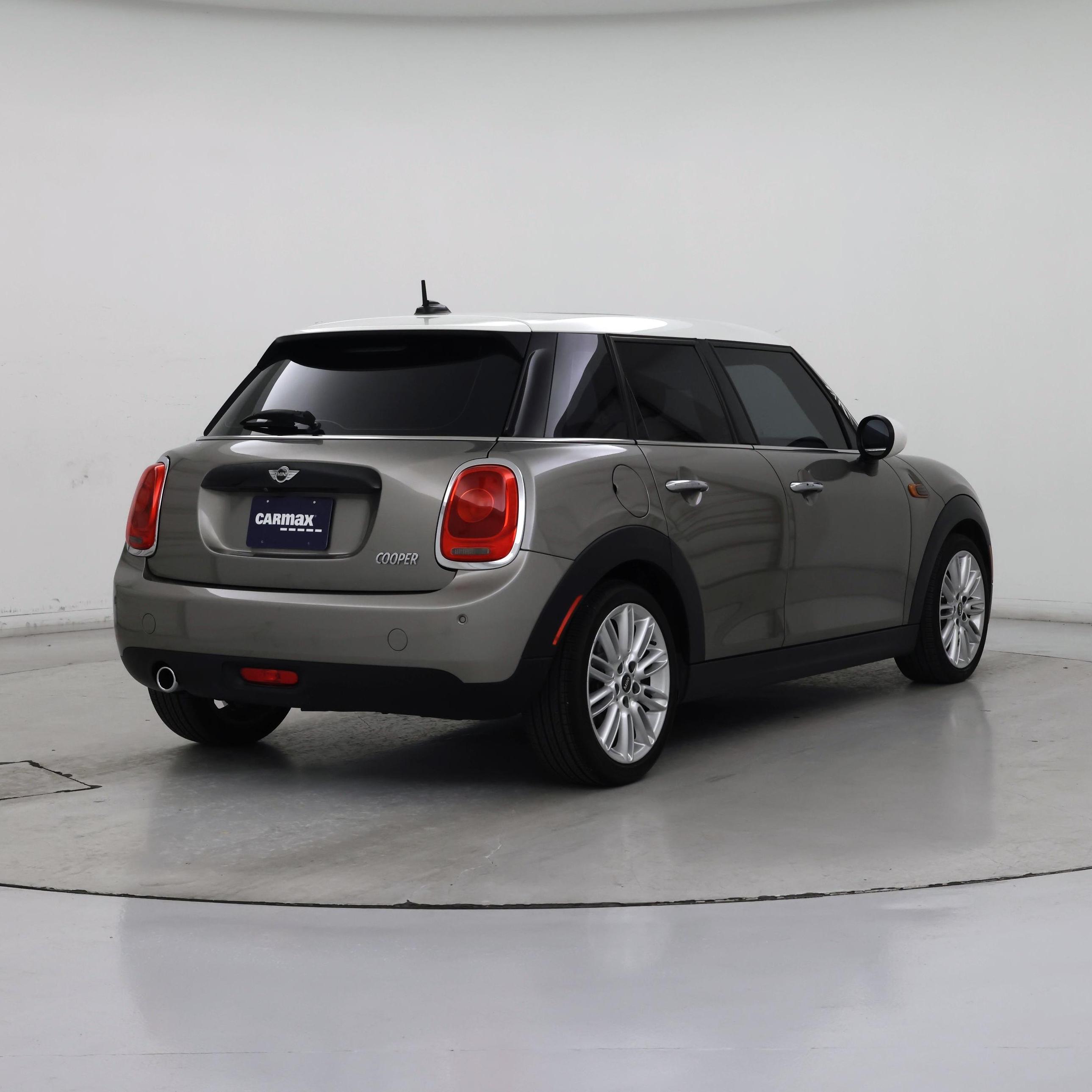 Thumbnail: 2018 MINI Cooper Hardtop - 8