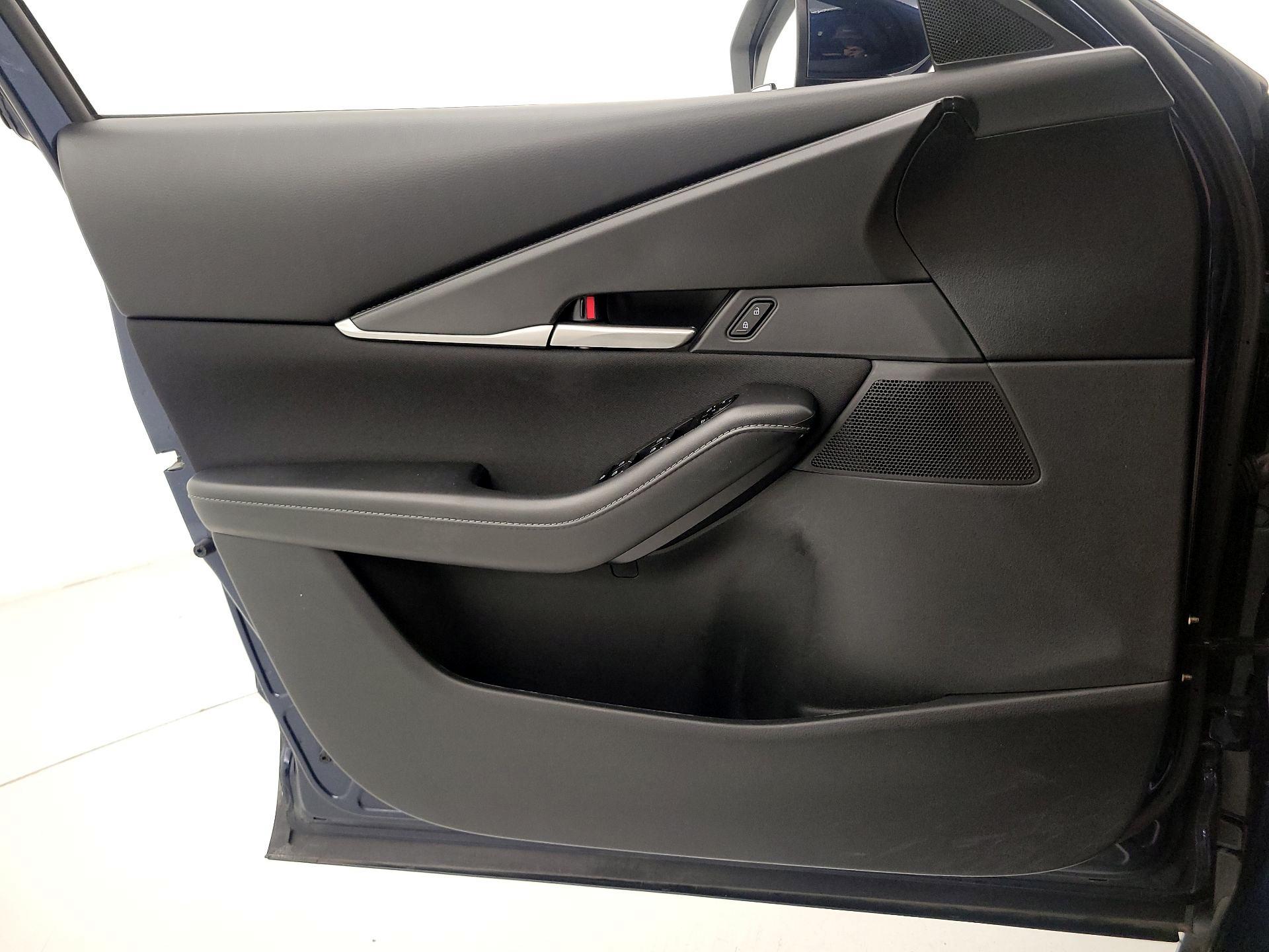 Thumbnail: 2023 Mazda CX-30 - 12