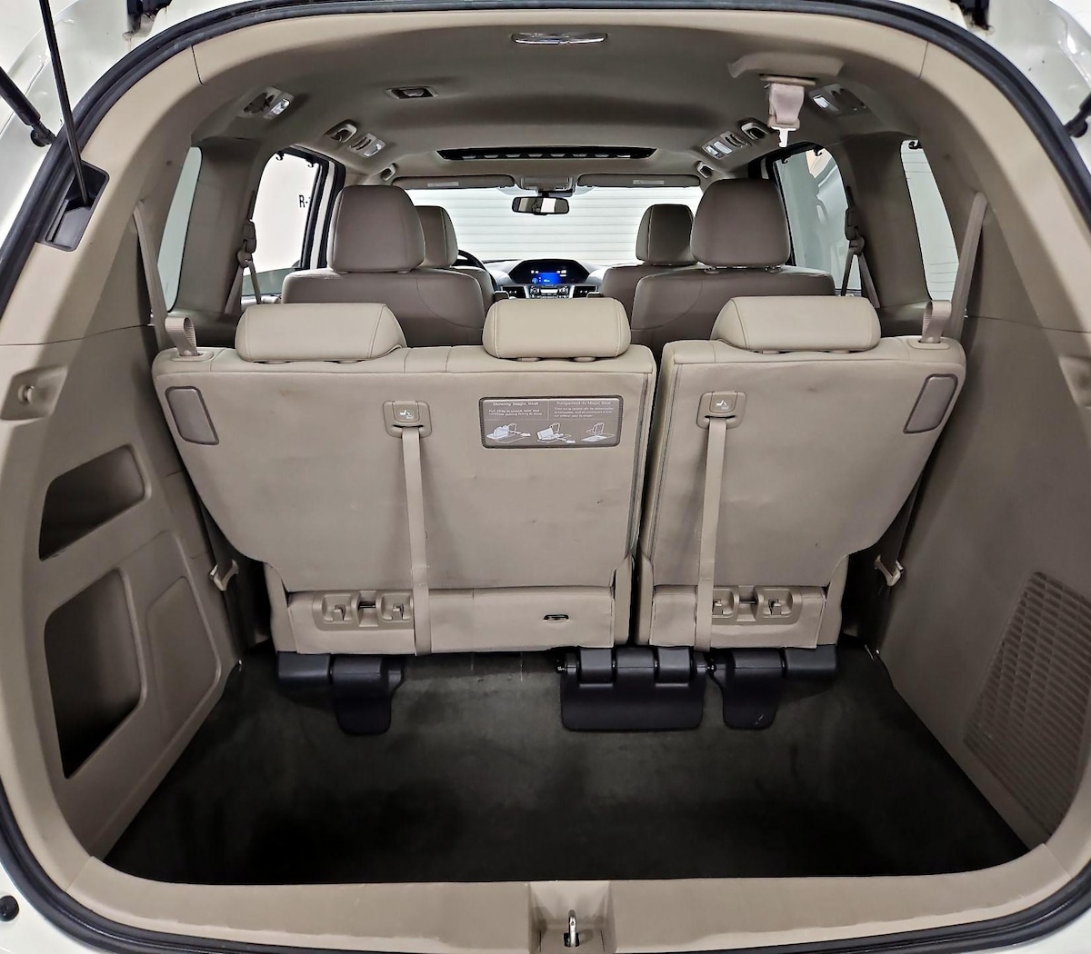 Trunk/Cargo (Seats Up)