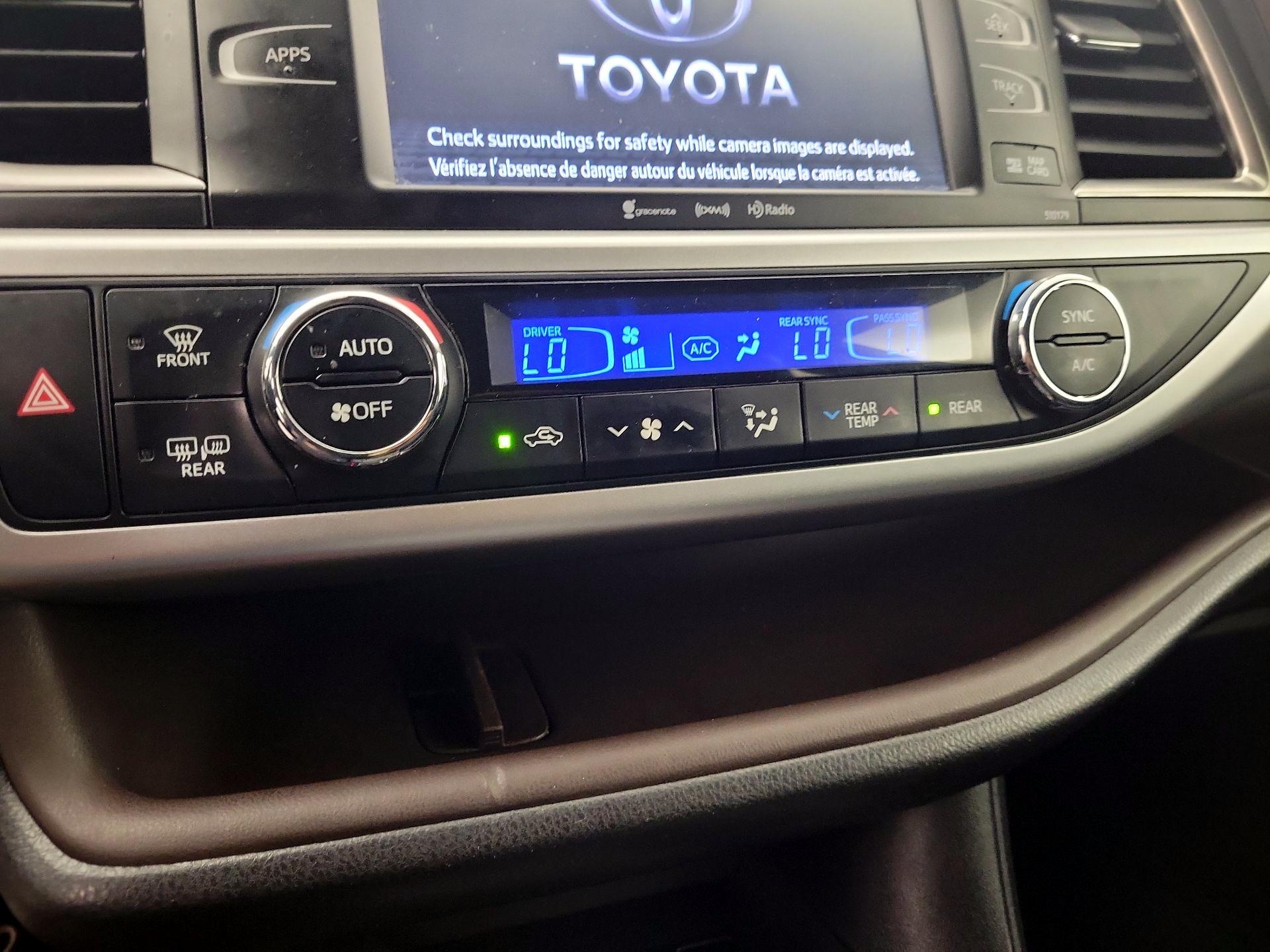 Thumbnail: 2017 Toyota Highlander - 16