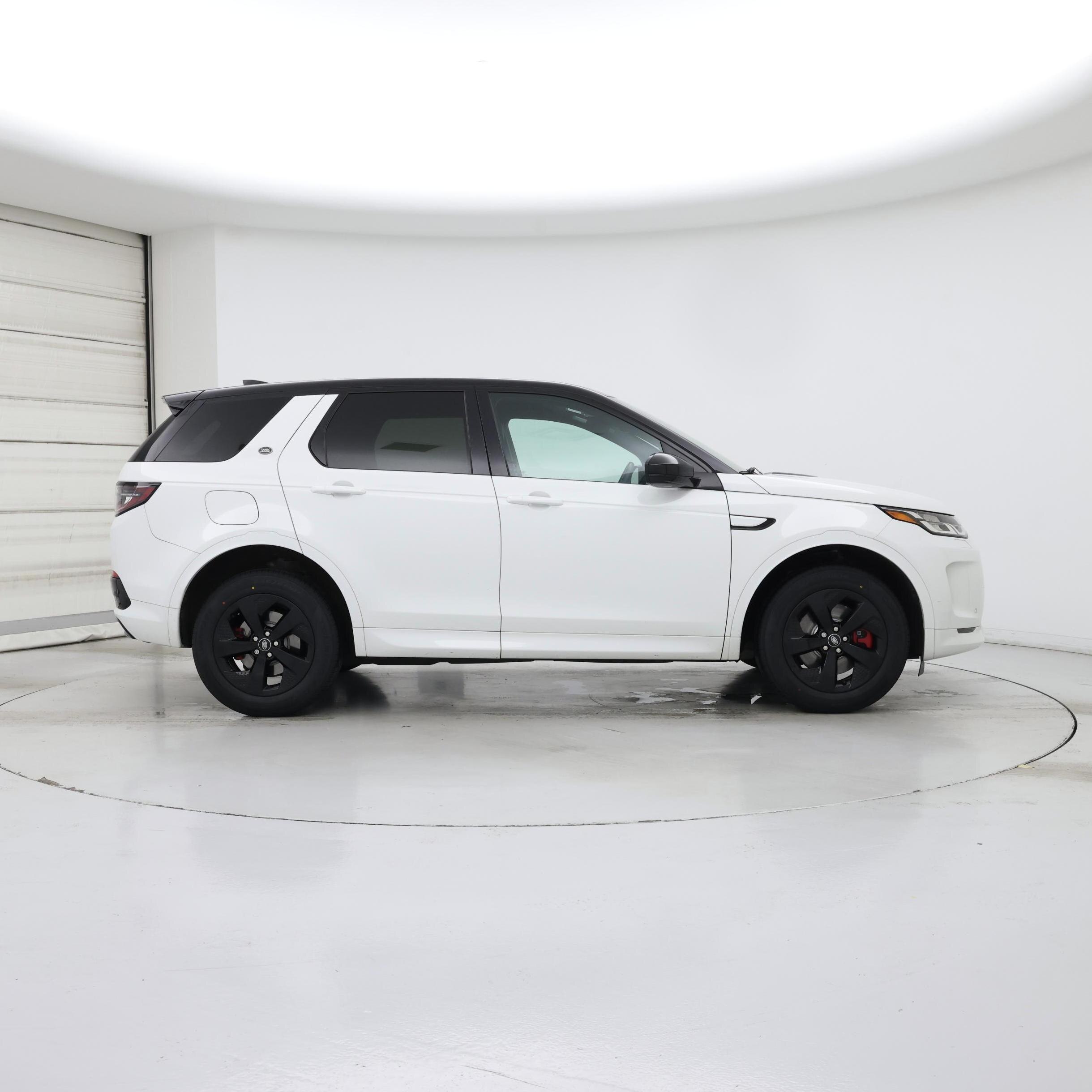 Thumbnail: 2023 Land Rover Discovery Sport - 7