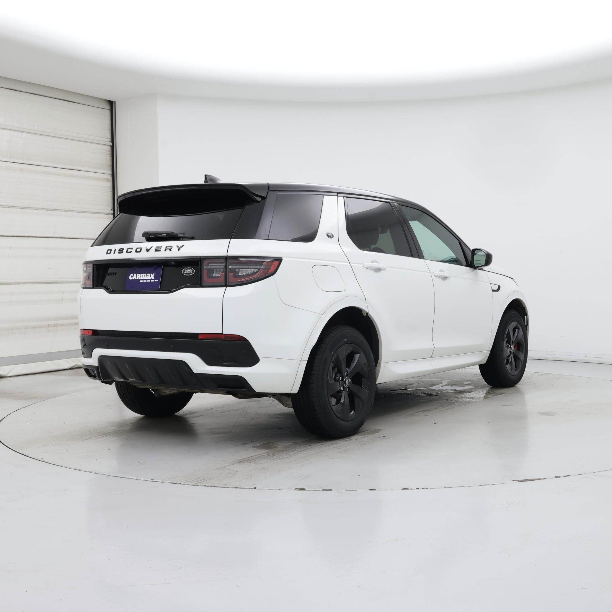 Thumbnail: 2023 Land Rover Discovery Sport - 8