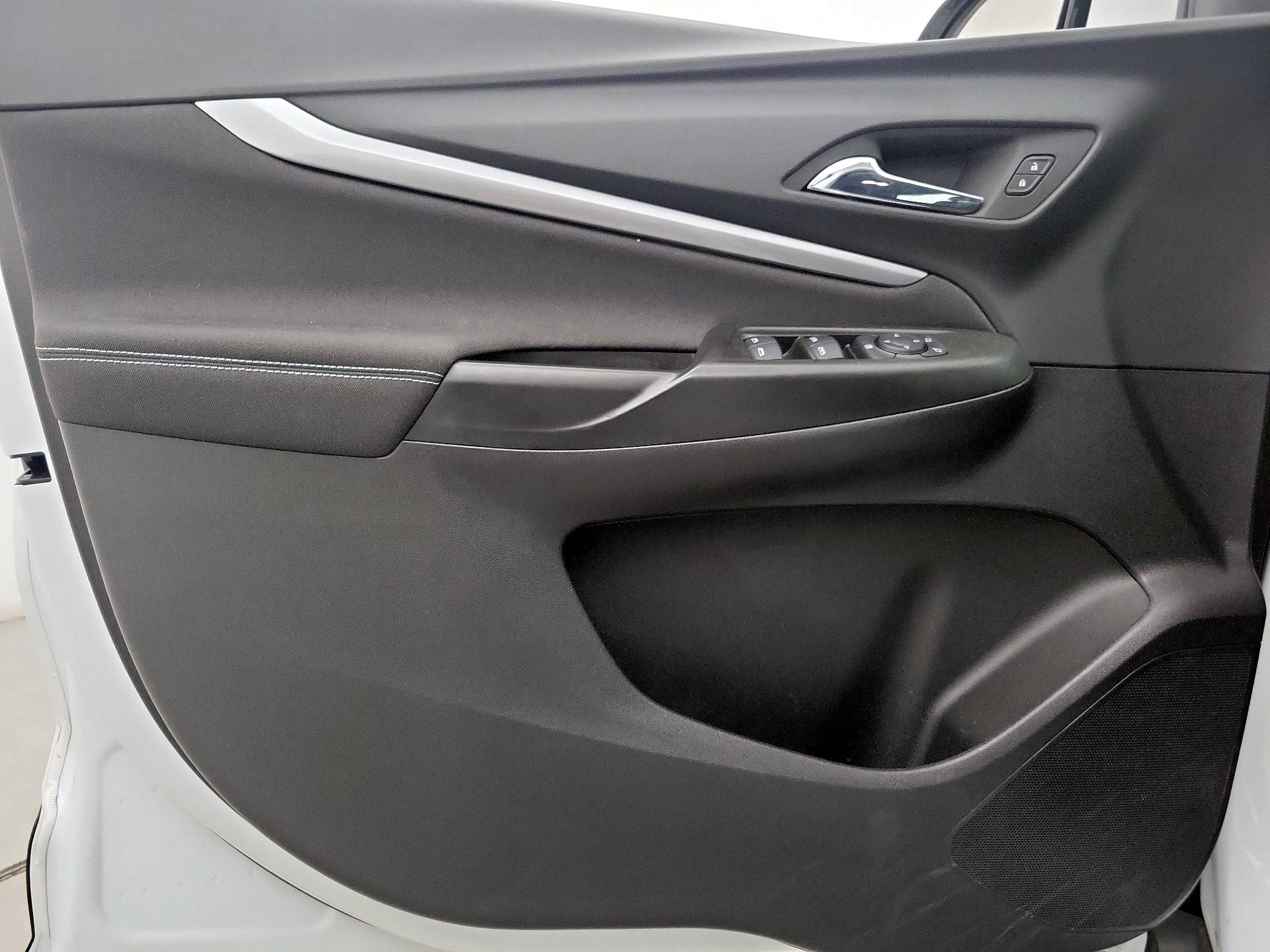 Thumbnail: 2023 Chevrolet Bolt EUV - 12