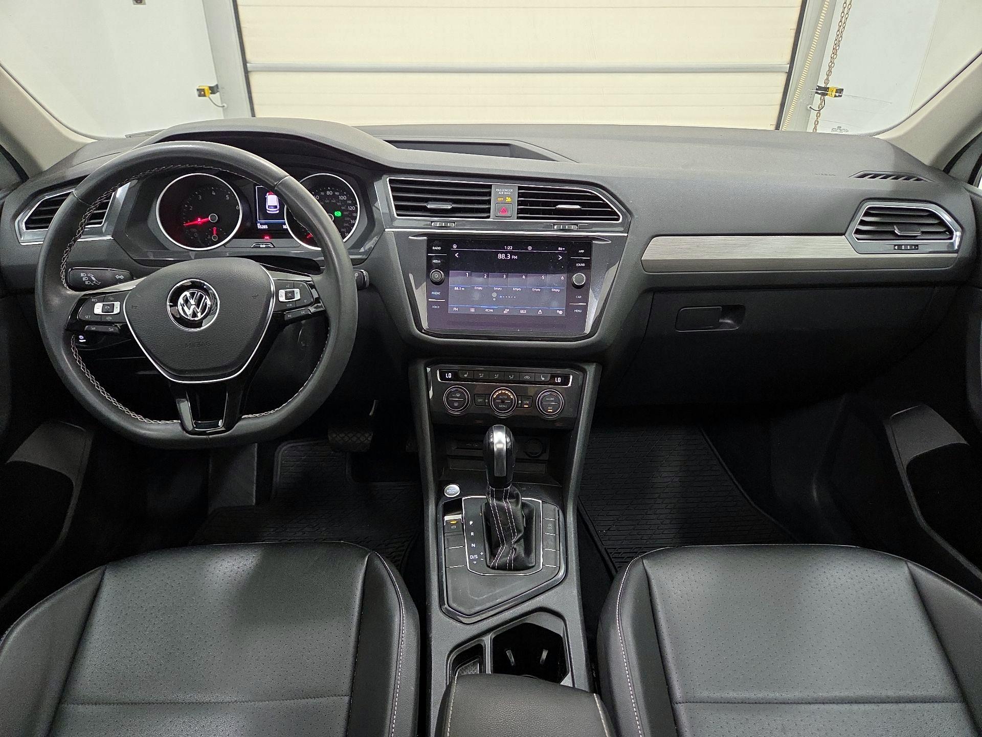 Thumbnail: 2021 Volkswagen Tiguan - 9
