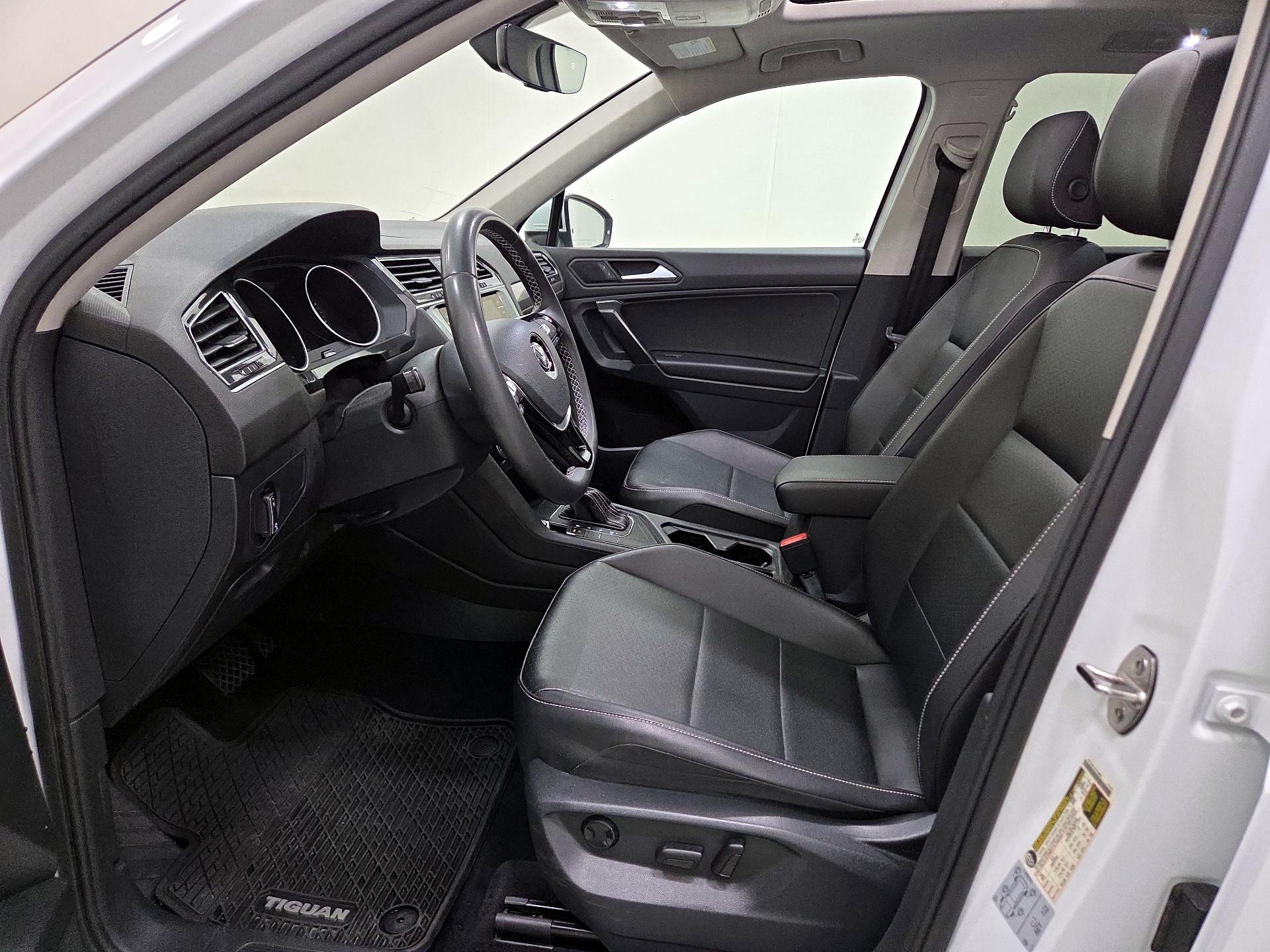 Thumbnail: 2021 Volkswagen Tiguan - 11