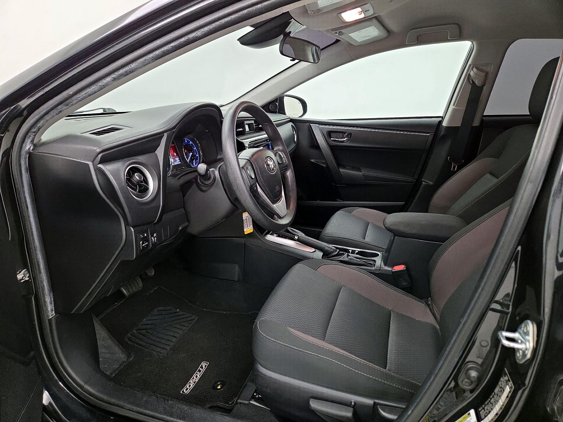 Thumbnail: 2018 Toyota Corolla - 11