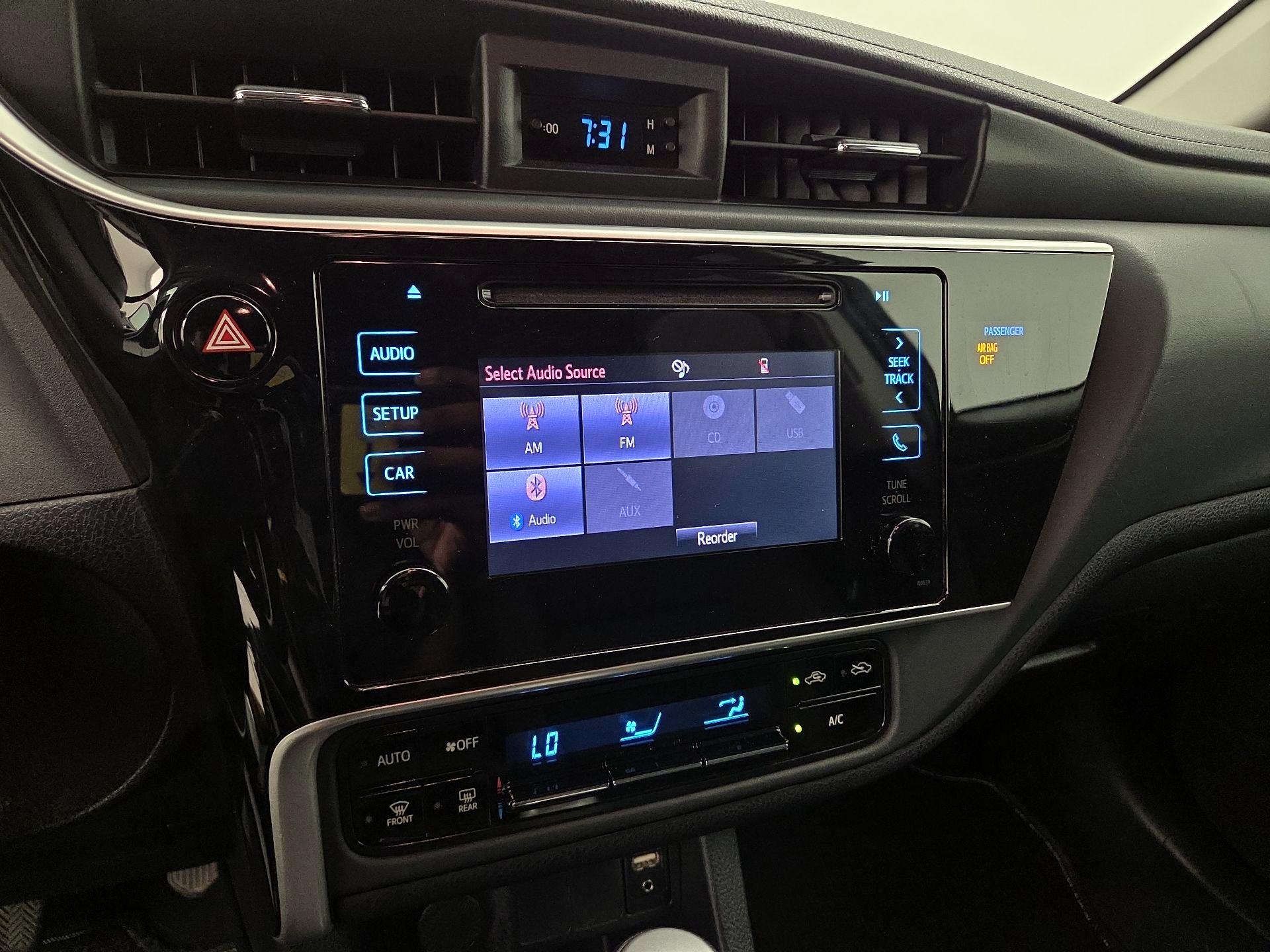 Thumbnail: 2018 Toyota Corolla - 15