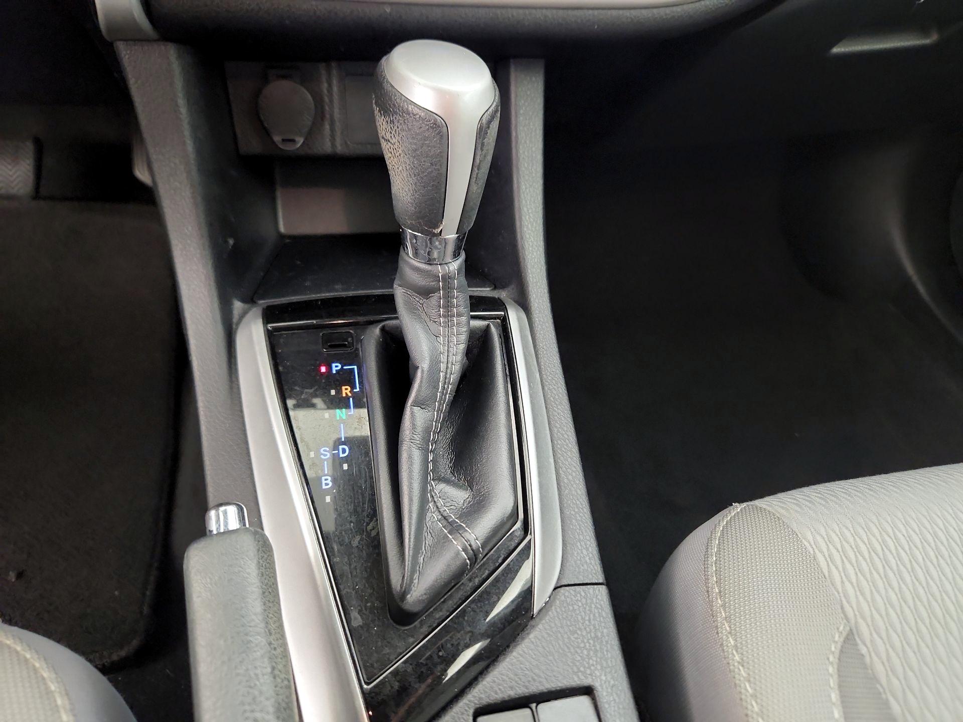 Thumbnail: 2019 Toyota Corolla - 17