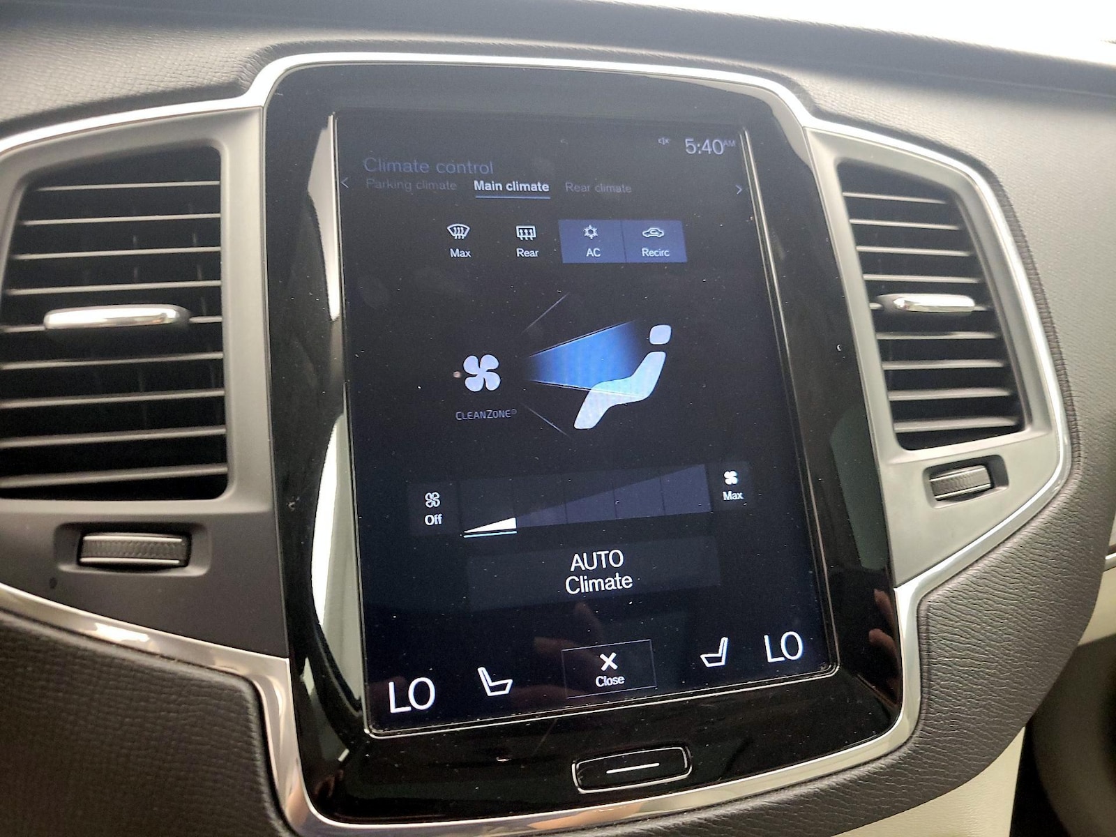 2019 Volvo XC90 Momentum - Photo 18