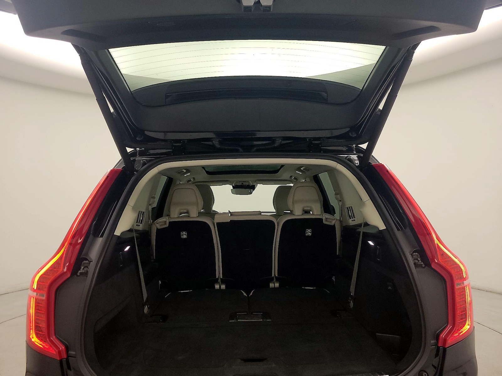 2019 Volvo XC90 Momentum - Photo 24