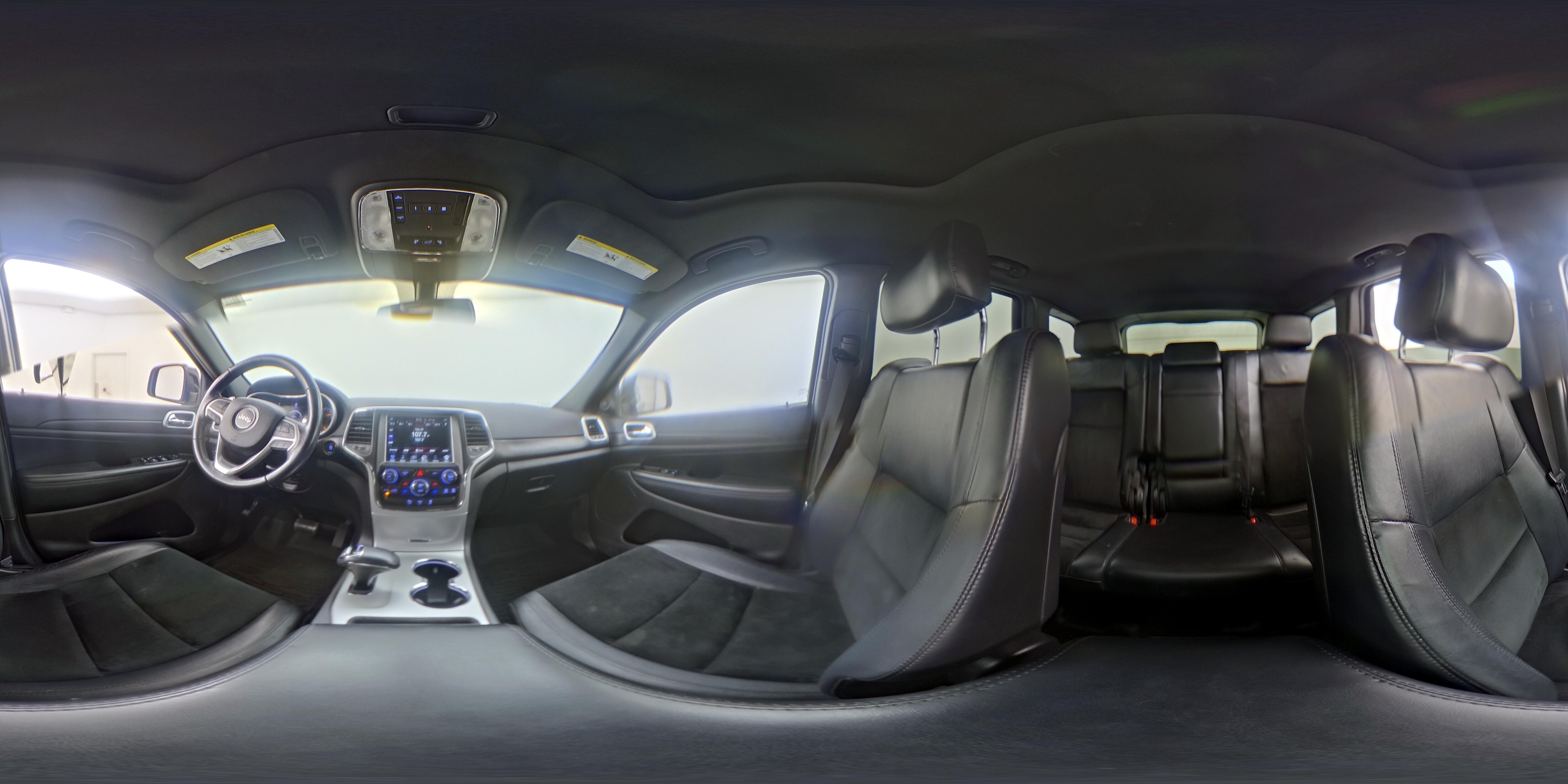 2015 Jeep Grand Cherokee Altitude - Photo 22