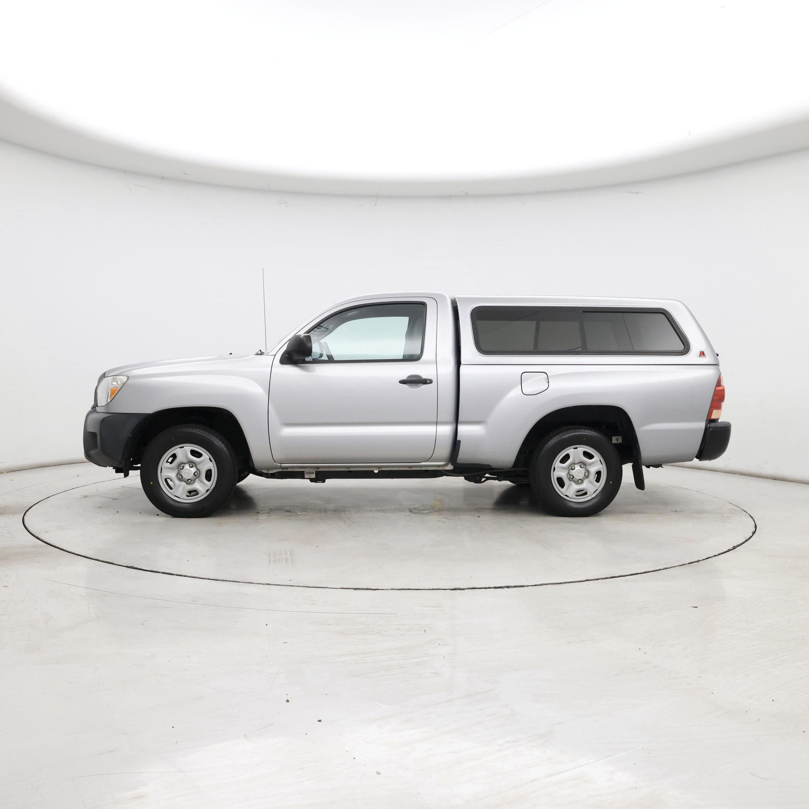 Thumbnail: 2014 Toyota Tacoma - 3