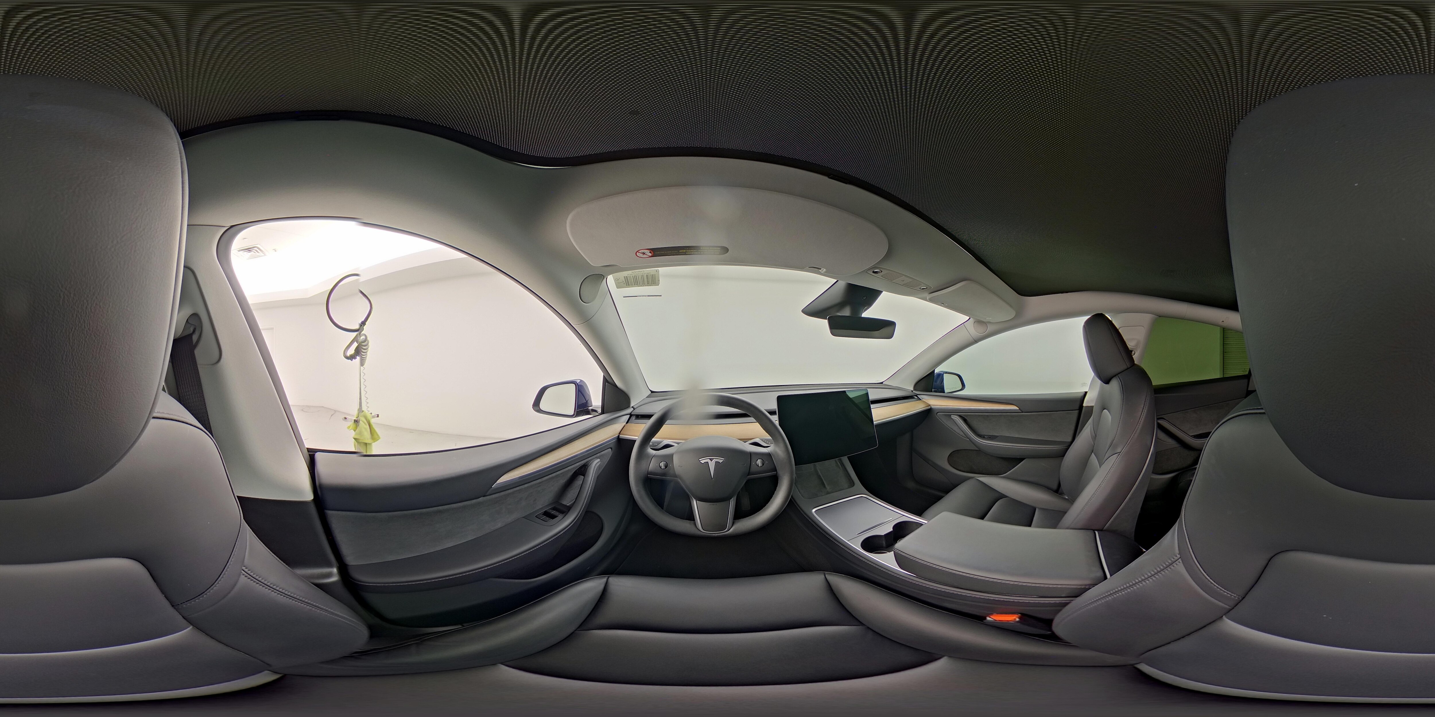 2025 Tesla Model Y Long Range - Photo 26