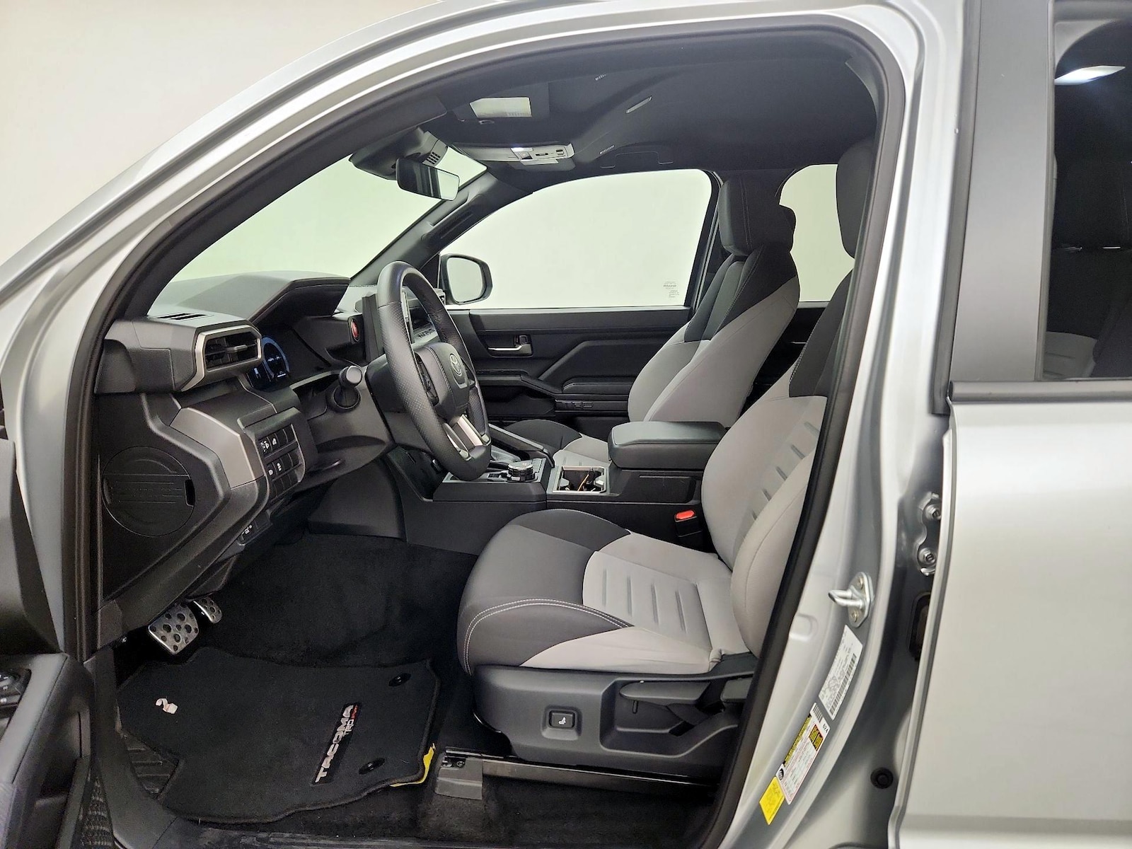 2024 Toyota Tacoma TRD Sport - Photo 12