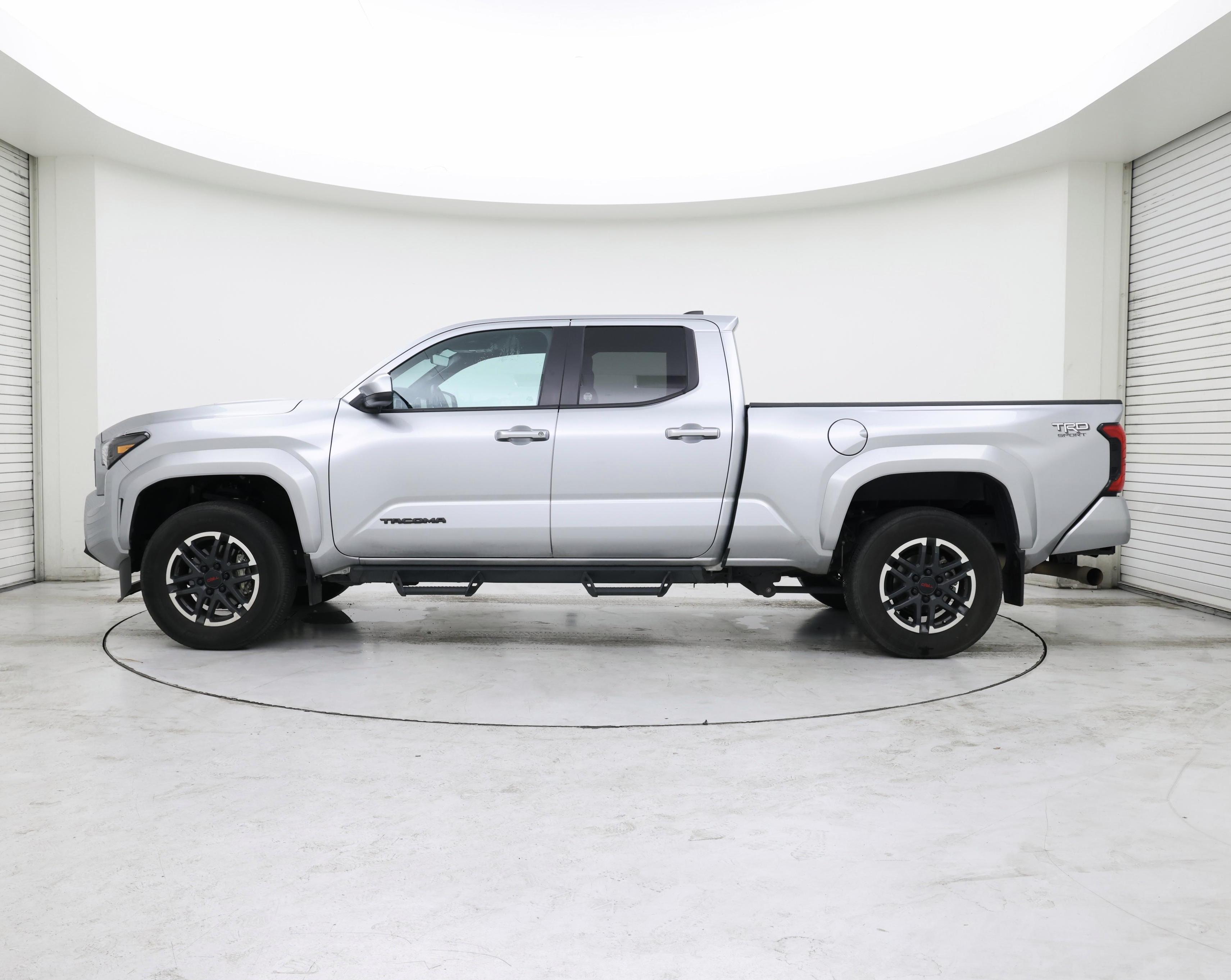 Thumbnail: 2024 Toyota Tacoma - 3