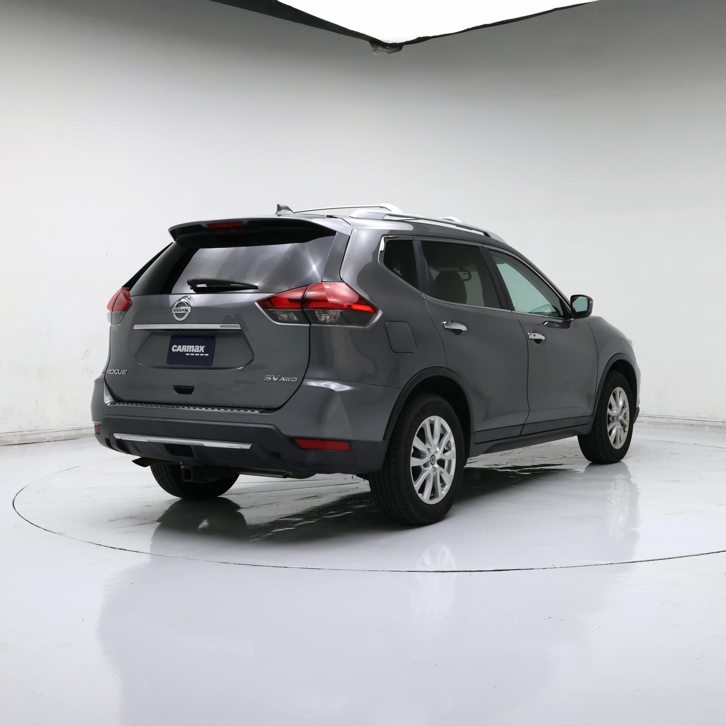 Thumbnail: 2017 Nissan Rogue - 8