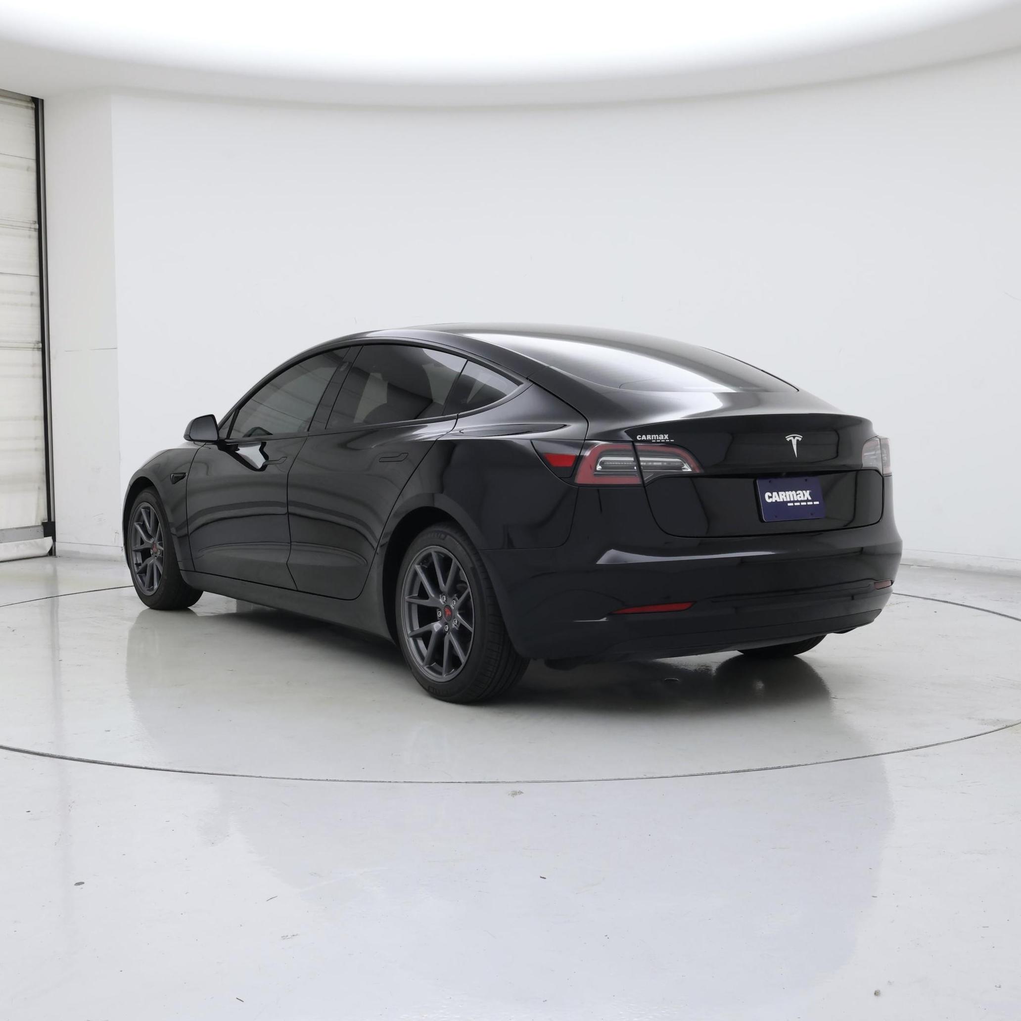 Thumbnail: 2023 Tesla Model 3 - 2
