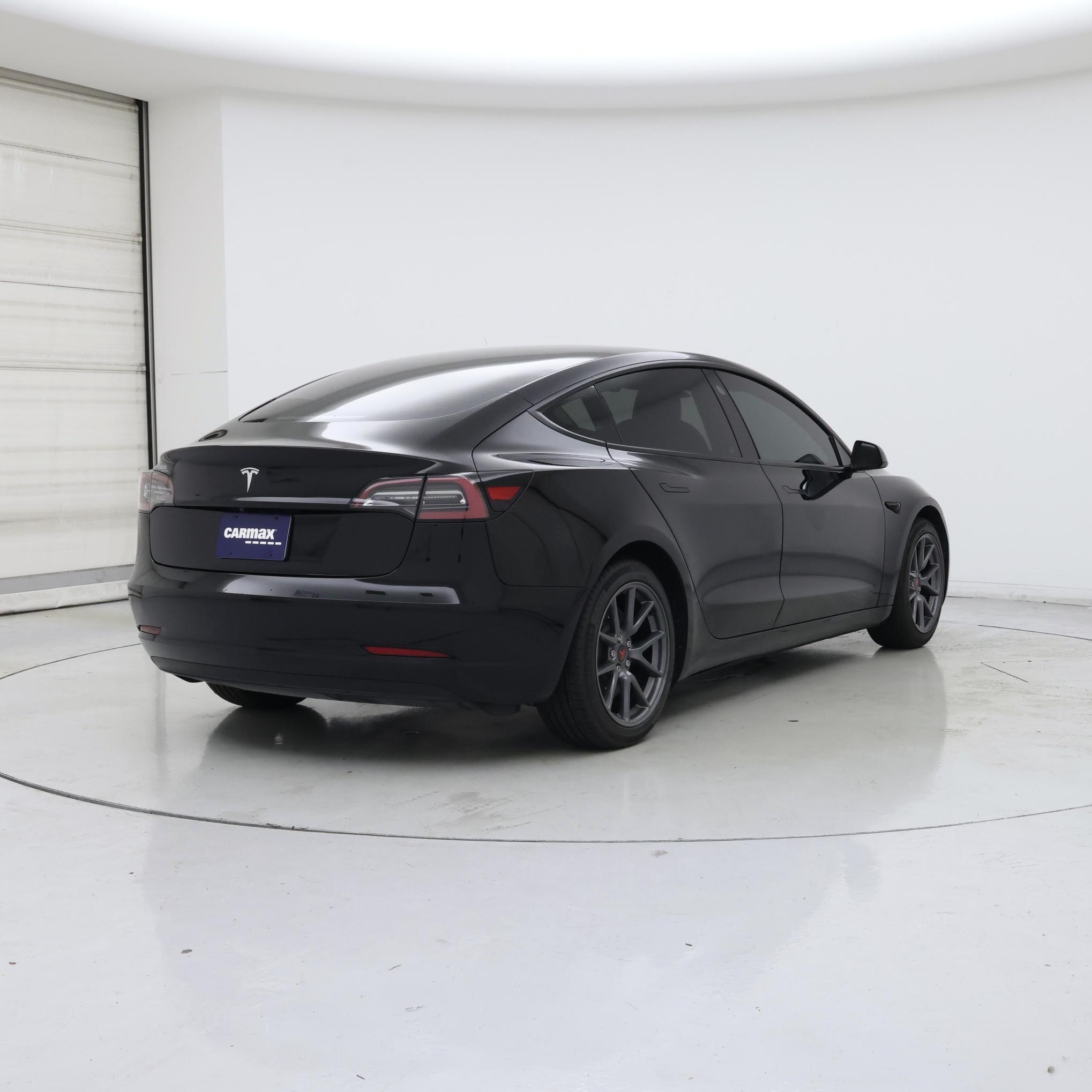 Thumbnail: 2023 Tesla Model 3 - 8