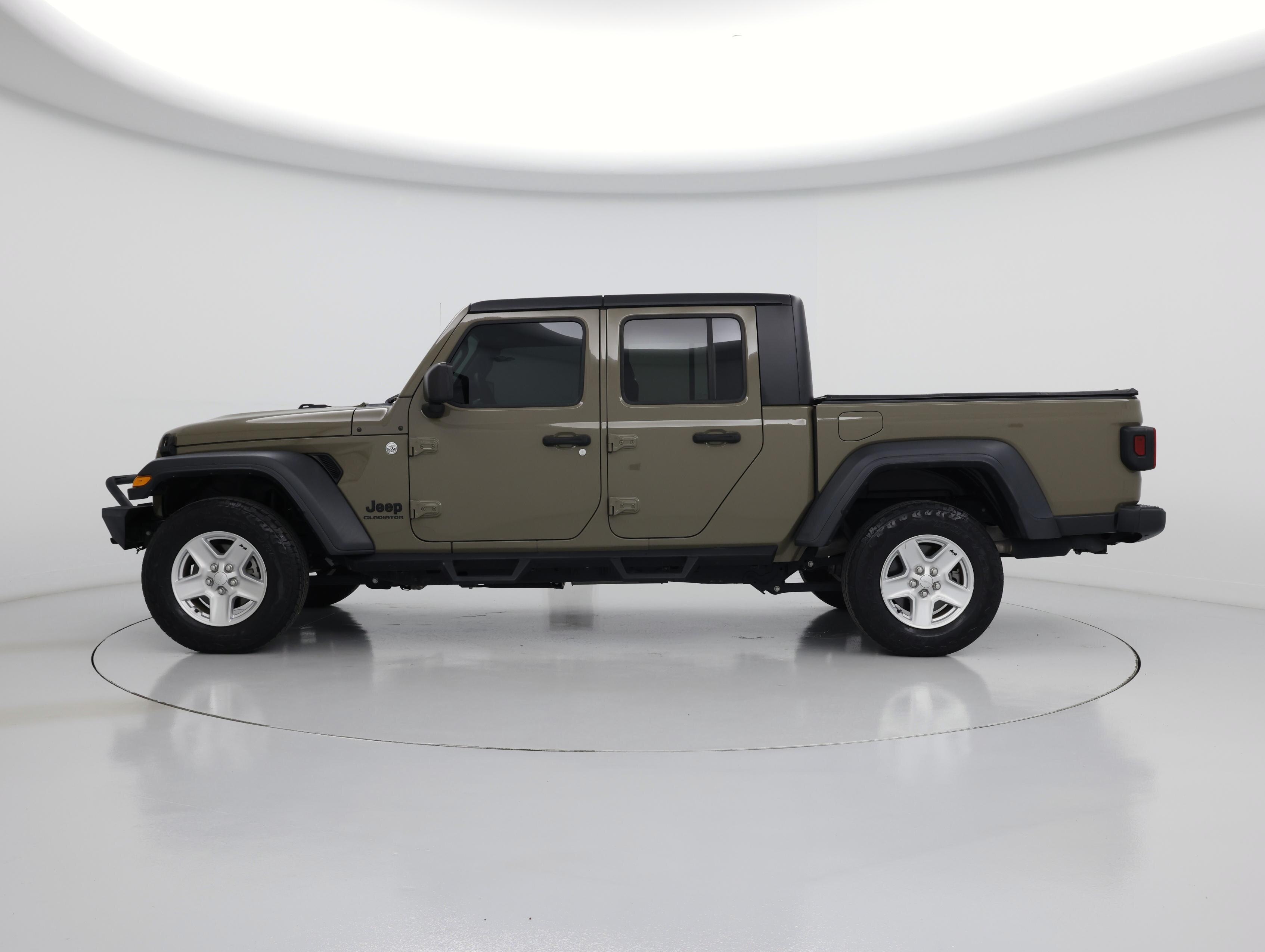 Thumbnail: 2020 Jeep Gladiator - 3