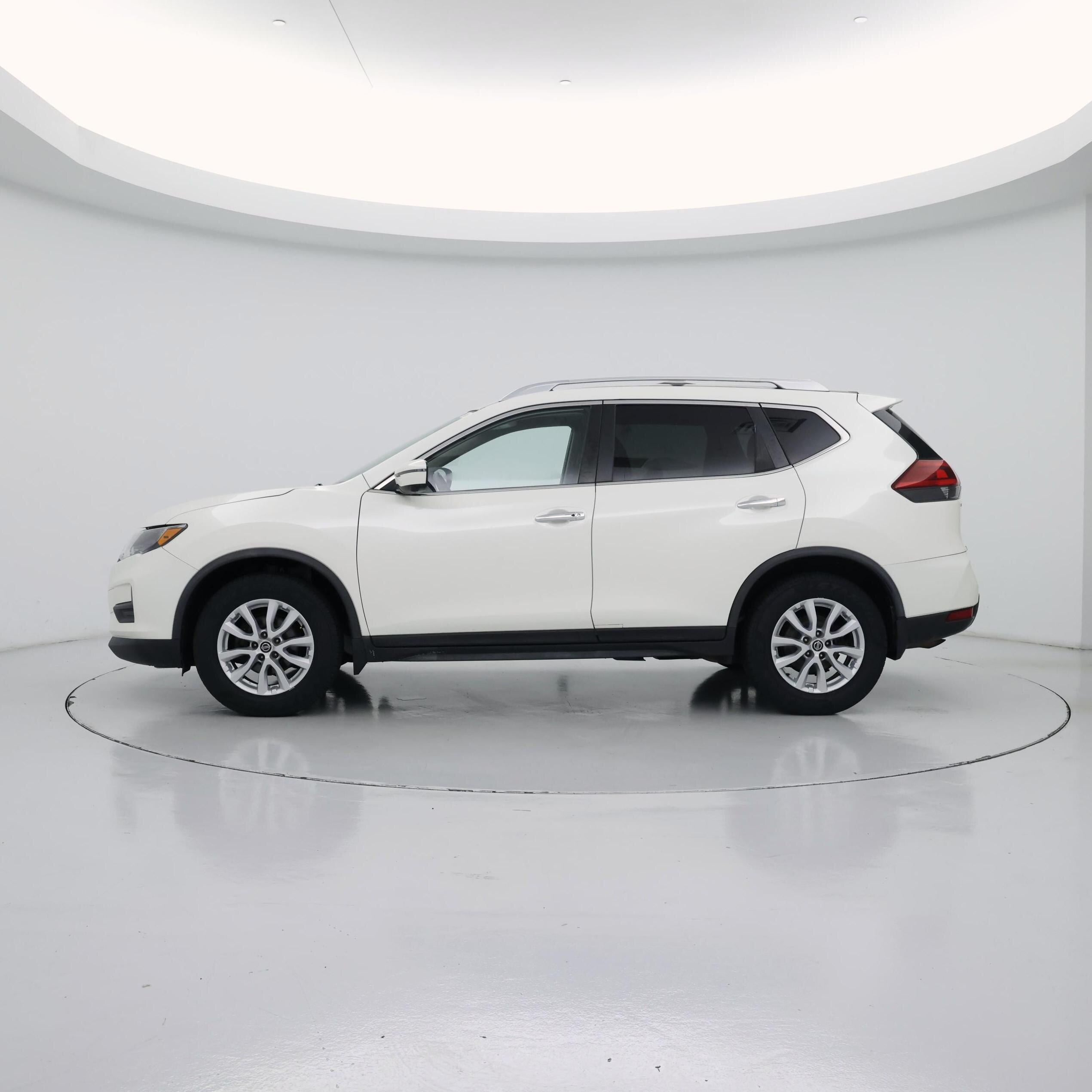 Thumbnail: 2018 Nissan Rogue - 3