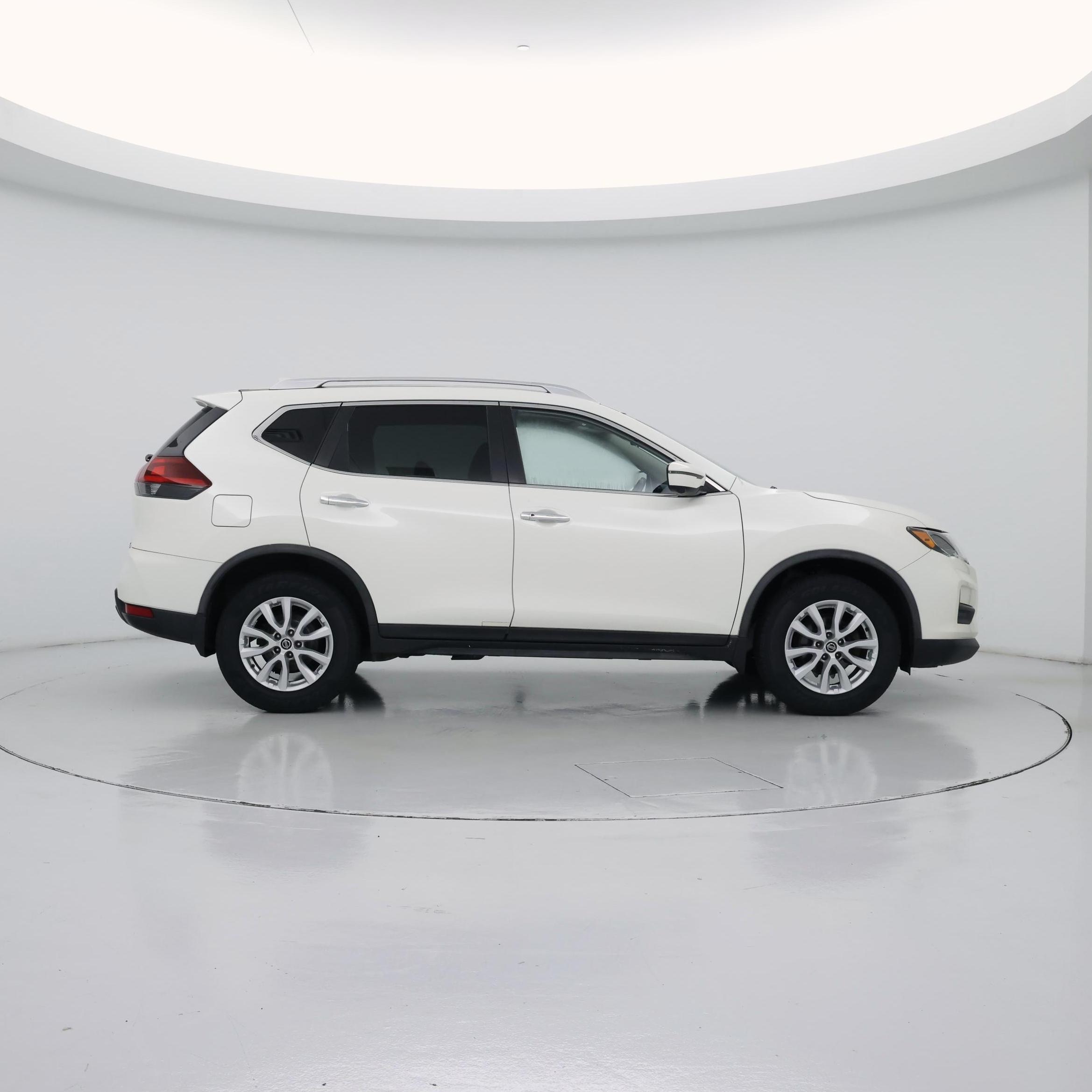 Thumbnail: 2018 Nissan Rogue - 7