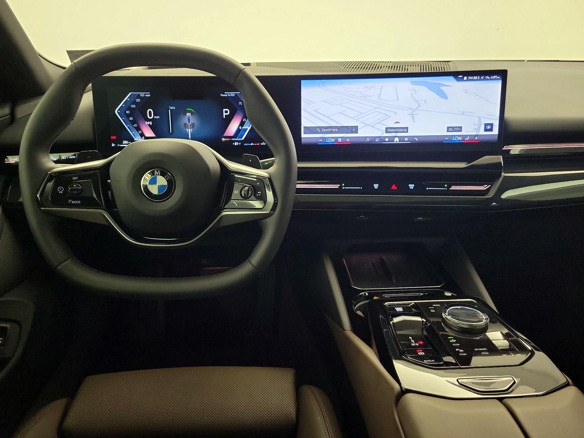 Thumbnail: 2024 BMW 5 Series - 9