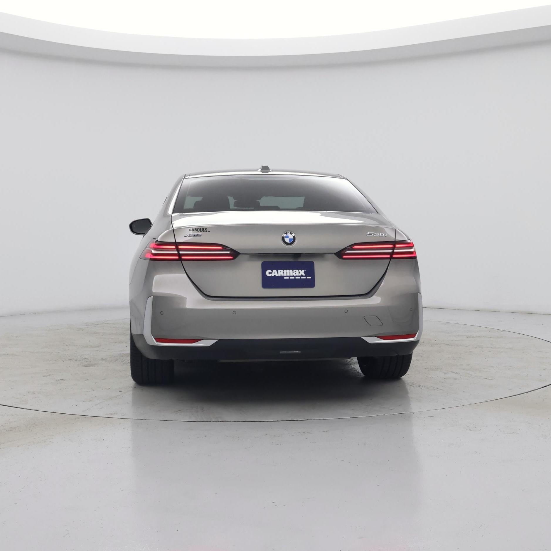 Thumbnail: 2024 BMW 5 Series - 6