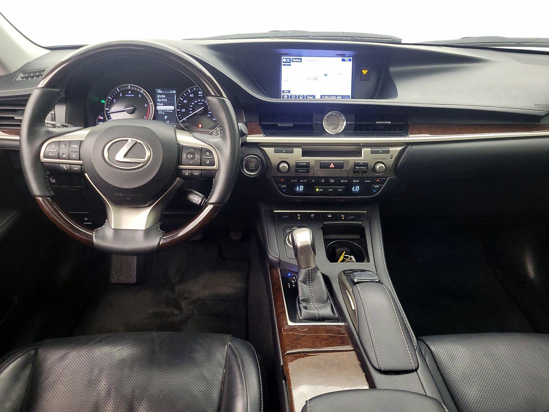 Thumbnail: 2016 Lexus ES - 9