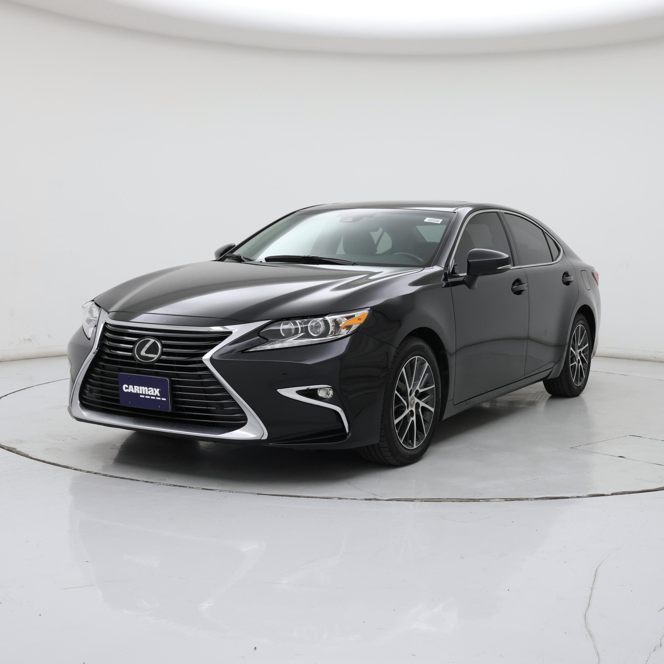 Thumbnail: 2016 Lexus ES - 4