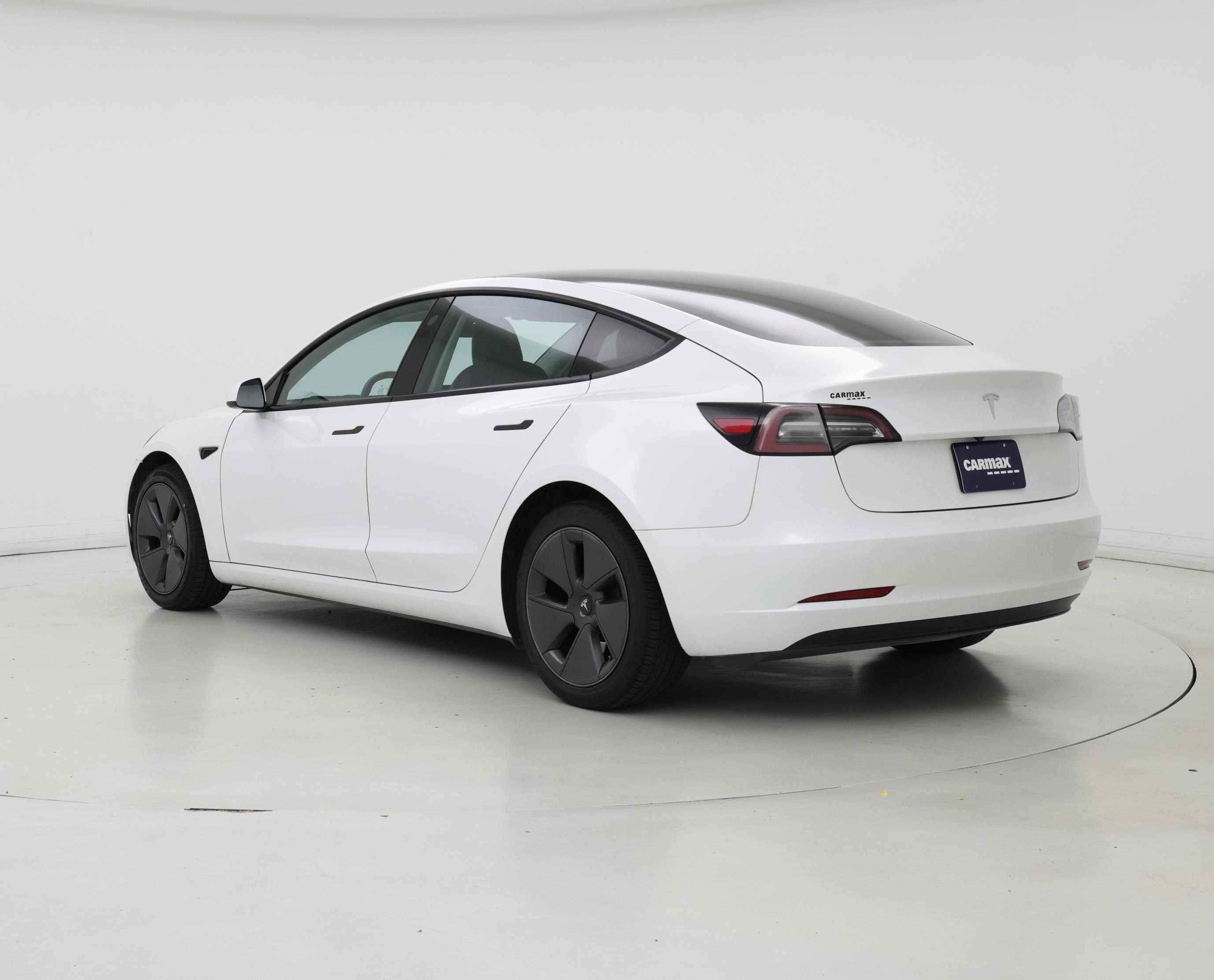 Thumbnail: 2023 Tesla Model 3 - 2