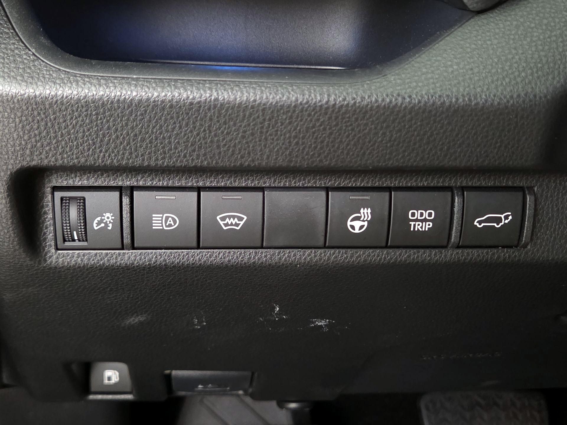 Thumbnail: 2024 Toyota RAV4 - 13