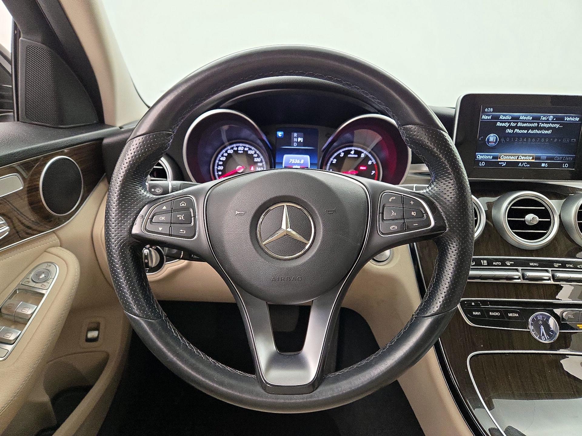 Thumbnail: 2016 Mercedes-Benz C-Class - 10