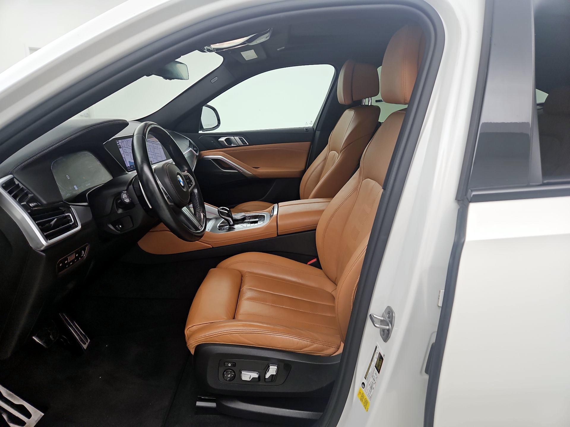 Thumbnail: 2021 BMW X6 - 11