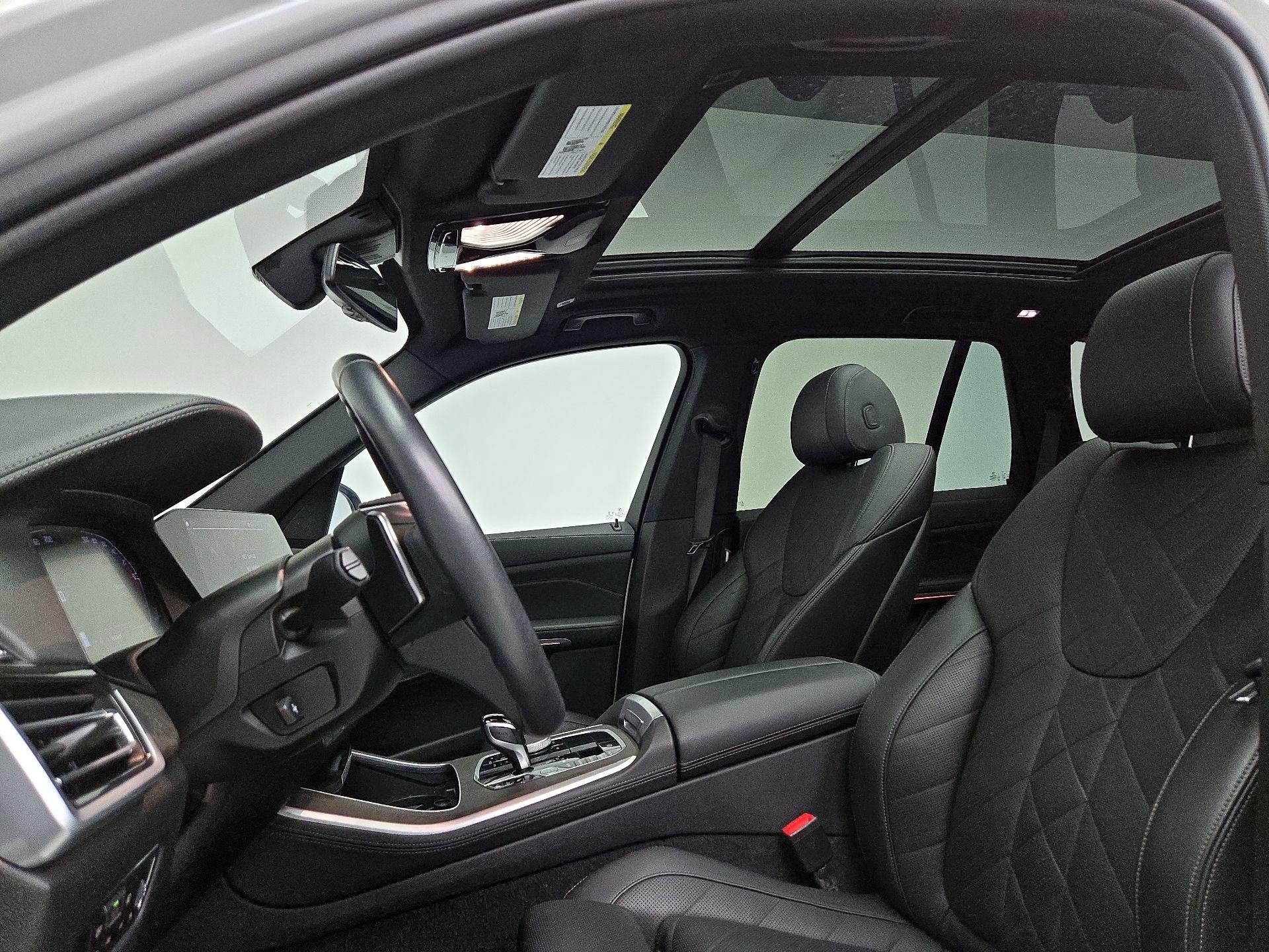 Thumbnail: 2023 BMW X5 - 20