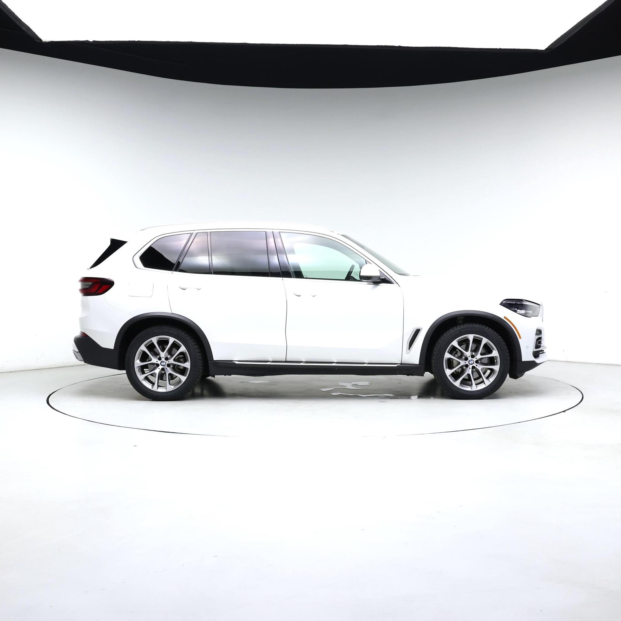 Thumbnail: 2023 BMW X5 - 7